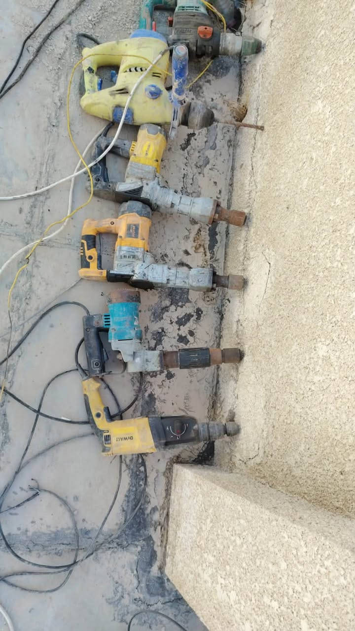 سلام عليكم
يوجد الدينا دريلات البيع عل فحص تصال واتساب 
***********
