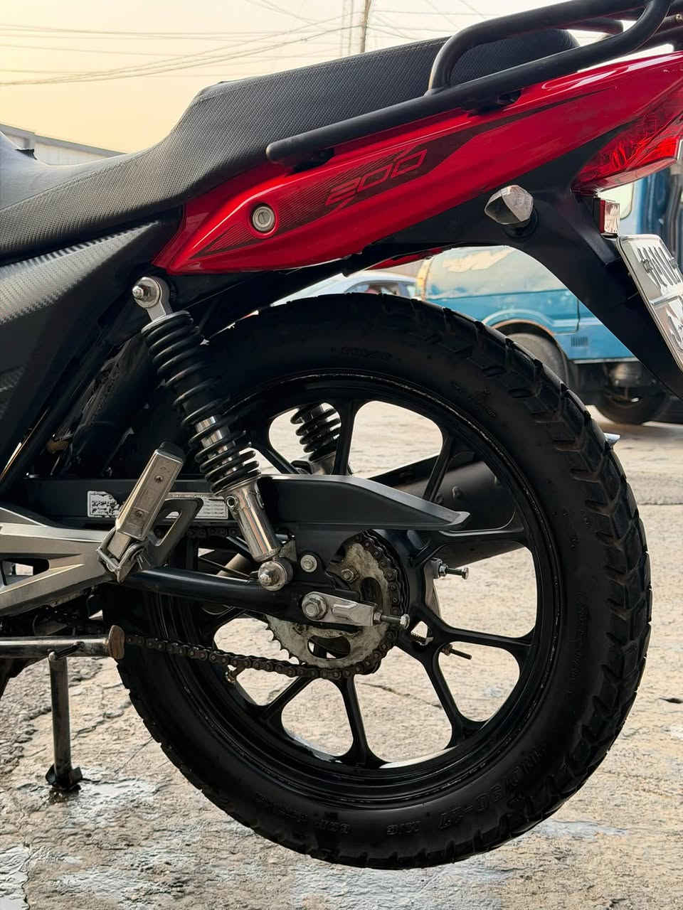 السلام عليكم... دراجه Rk للبيع موديل 2025
حجم 200cc دراجه نضيفة وحلوة وكاعدة مثل ما موضح بصور دراجة رقم اربيل ب اسم المعرض السعر 2350 وبيه مجال للشراي للاستفسار هذا رقمي:***********
المكان بغداد الكمالية
لمعلومة الدراجة مداريها على ايدي دهن وبانزين درجى اولى ، والدراجة ما مشتغلة دلفري
**
