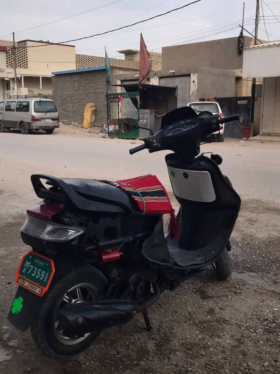 فراشة حربي • سلف • تايرات نظاف