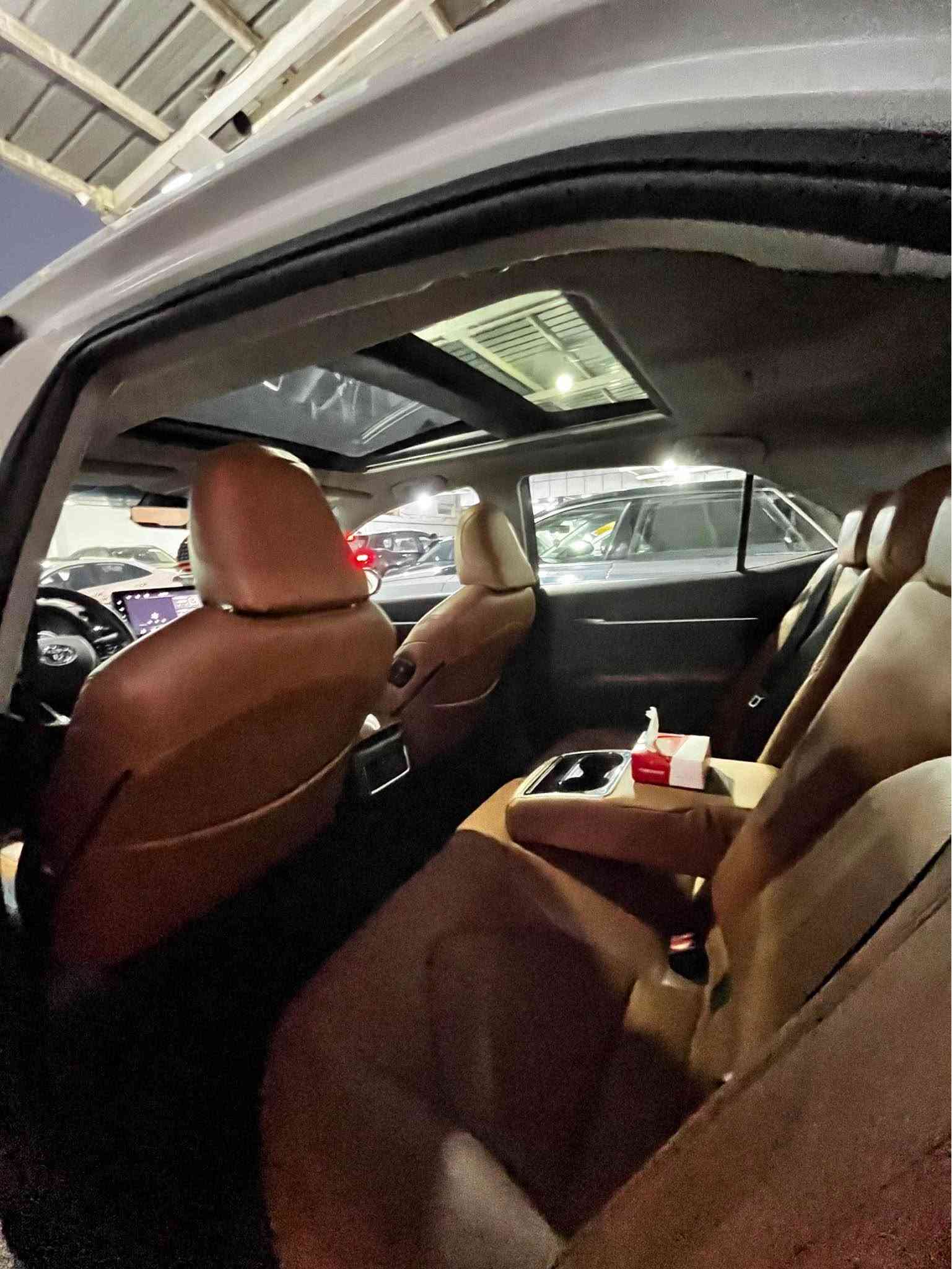 🚘 **Toyota Camry 2024 Grande **

✨ فوول فوول مواسەفات
لەوەی ئەم کامرییە هەیە، مواسەفاتی زیاتر نییە!

🔹 مۆدێل: 2024 Grande
🔹 مەکینە: 2.4
🔹 گێڕ و مەکینە: بە شەرت
🔹 سفری ئێرەیە و صینییە
🔹 تەنها 24,000 KM ڕۆیشتووە
🔹 بۆیاخ ❌
🔹 سارد ❌
🔹 لێدراو ❌
🔹 سەیارەکە زۆر پاک و خاوێنە

💰 نرخ: 255

📞 ***********

🔥 ئەگەر بەدوای کامرییەکی پاک، فول مواسەفات و کەم‌ڕۆیشتوودایت، ئەمە باشترین هەڵبژاردەیە.

🚘 Toyota Camry 2024 Grande 🇨🇳

✨ فوولل فوول
لا توجد مواصفات أعلى من مواصفات هذه الكامري!

🔹 الموديل: 2024 Grande
🔹 المحرك: 2.4
🔹 القير والمحرك: على الشرط
🔹 وارد صيني 🇨🇳
🔹 ماشية فقط 24,000 KM
🔹 بدون صبغ ❌
🔹 بدون بارد❌
🔹 بدون حوادث ❌
🔹 السيارة نظيفة جداً ومحافظة

💰 السعر: 255

📞 ***********

🔥 إذا تبحث عن كامري نظيفة، فل أوبشن وقليلة الاستخدام، هذه فرصة مميزة. السليمانية, العراق
