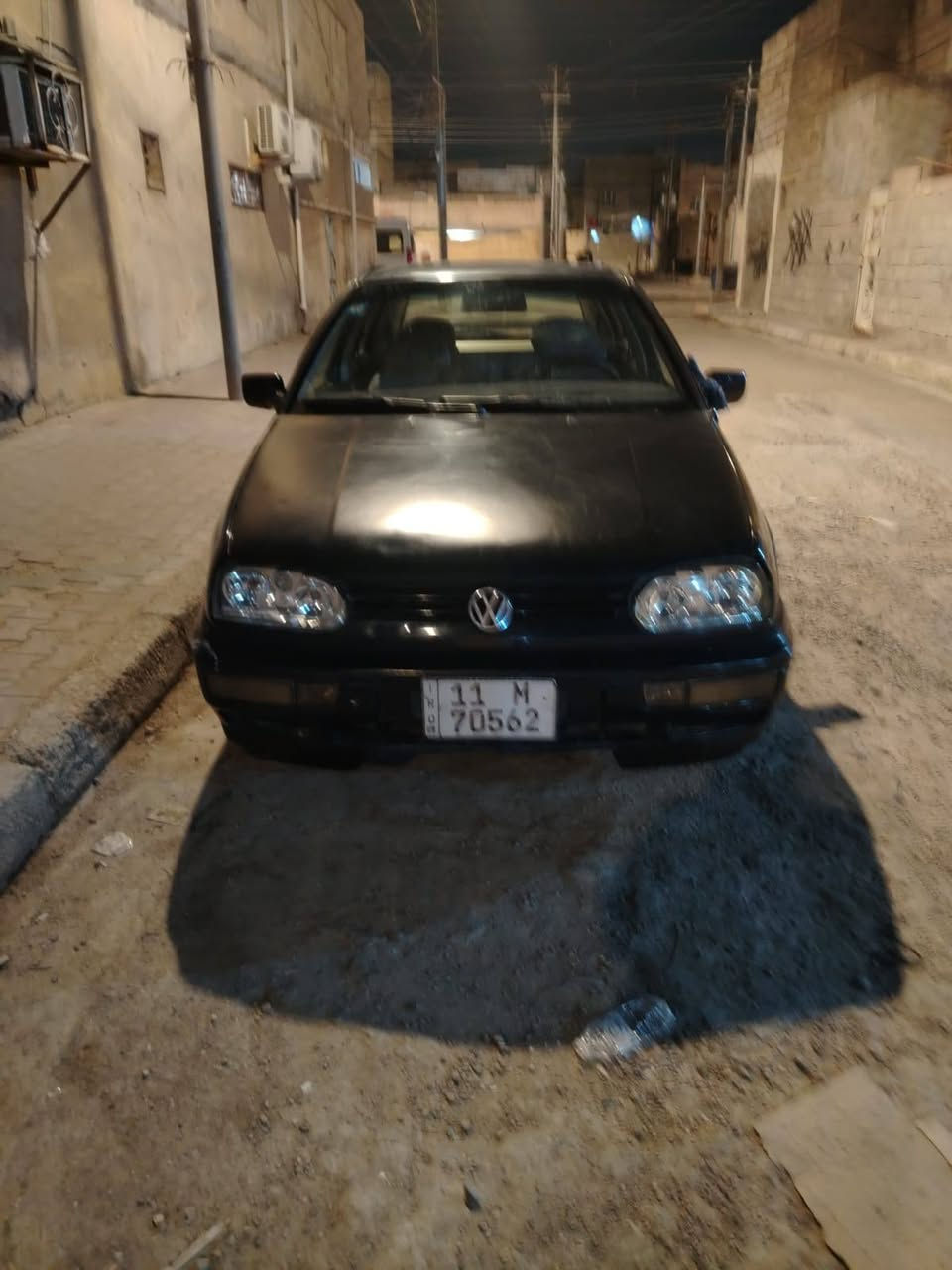 السلام عليكم  كولف مديل 94 رقم انكليزي  بأسمنه تبريد شغال   وشاشه وكامره السعر 42 اتصال  ***********
