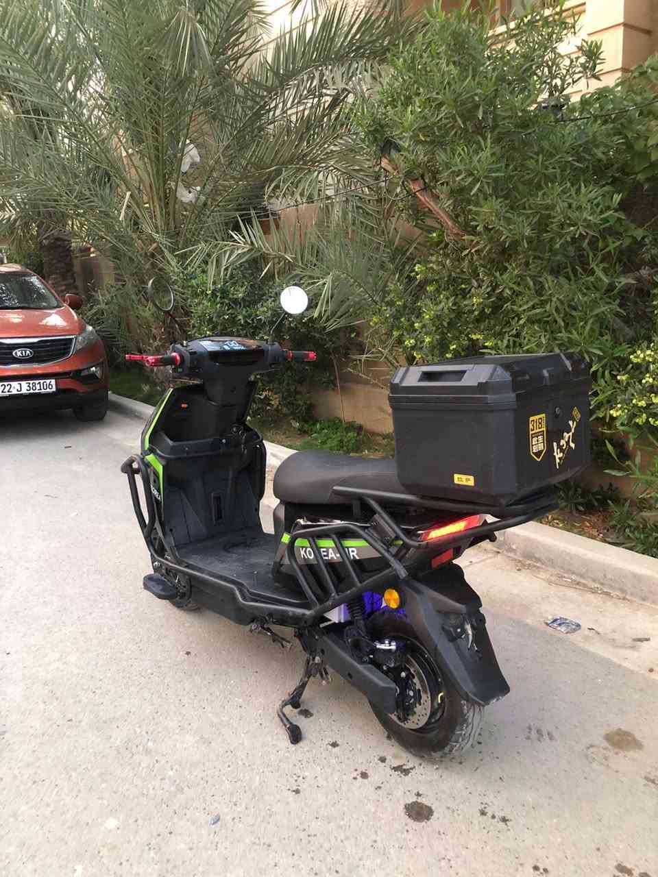 السلام عليكم دراجه شحن نوع كايلا ماستر  ماشيه ١٢الف كيلومتر موديل ٢٥ مكفوله كفاله عامه اي نقص ما بيهه السعر ٧٧٥ وبيهه مجال حك جيه ***********
