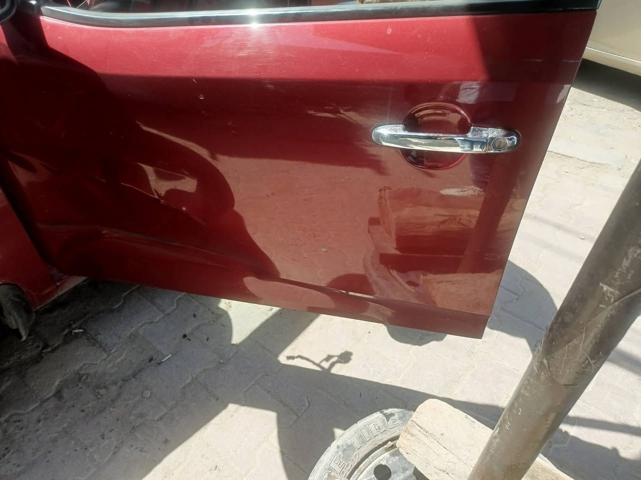 باب سائق سيراتو موديل 12 مكاني الغزاليه ***********
