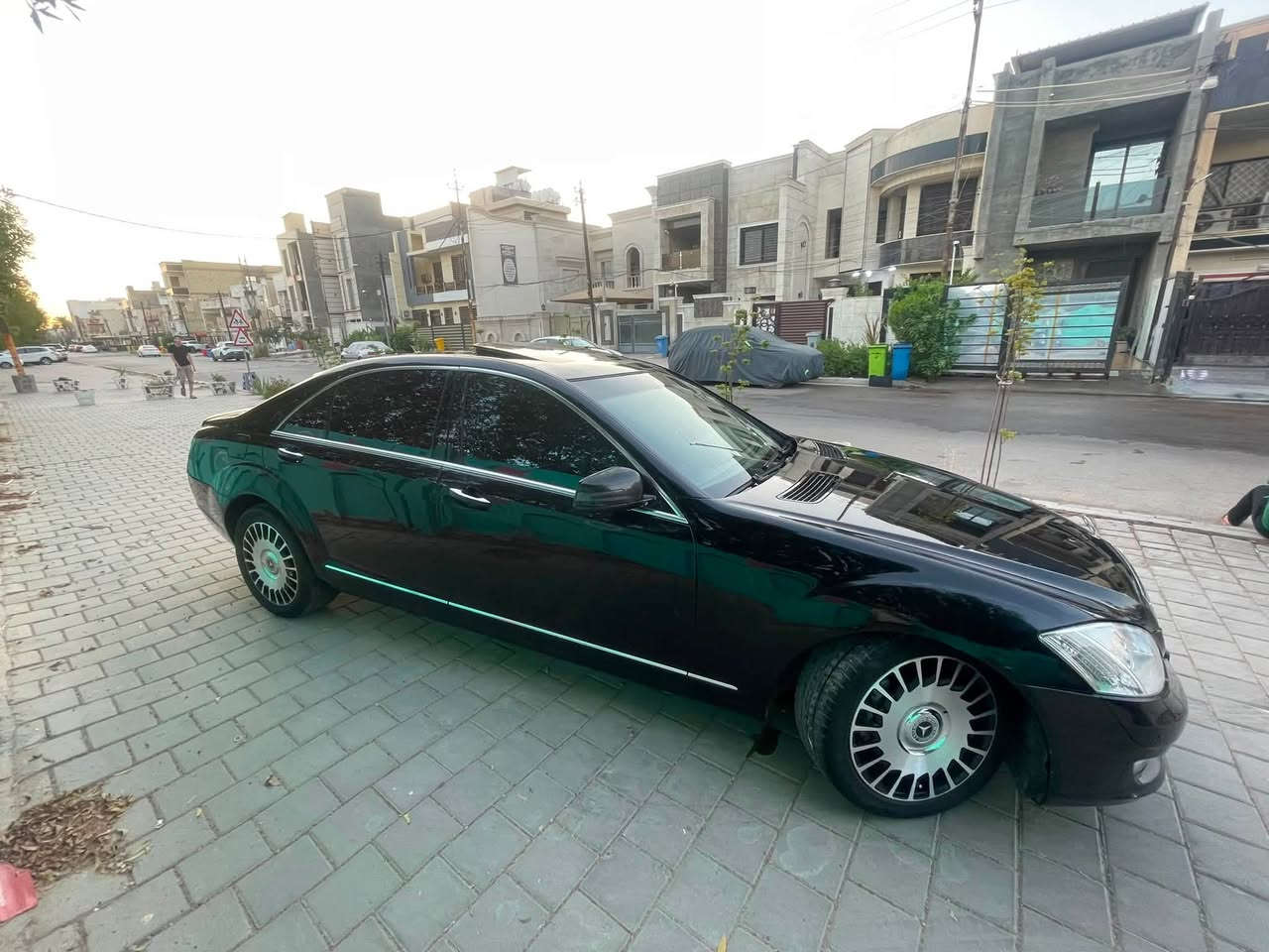 السلام عليكم
٢٠٠٨
رقم اربيل
باسمي
سوناره واضح
كتاب تظليل
صدر امامي خلفي نفض

جراد خفيف
ب١٥٠
***********
السياره بسمي

