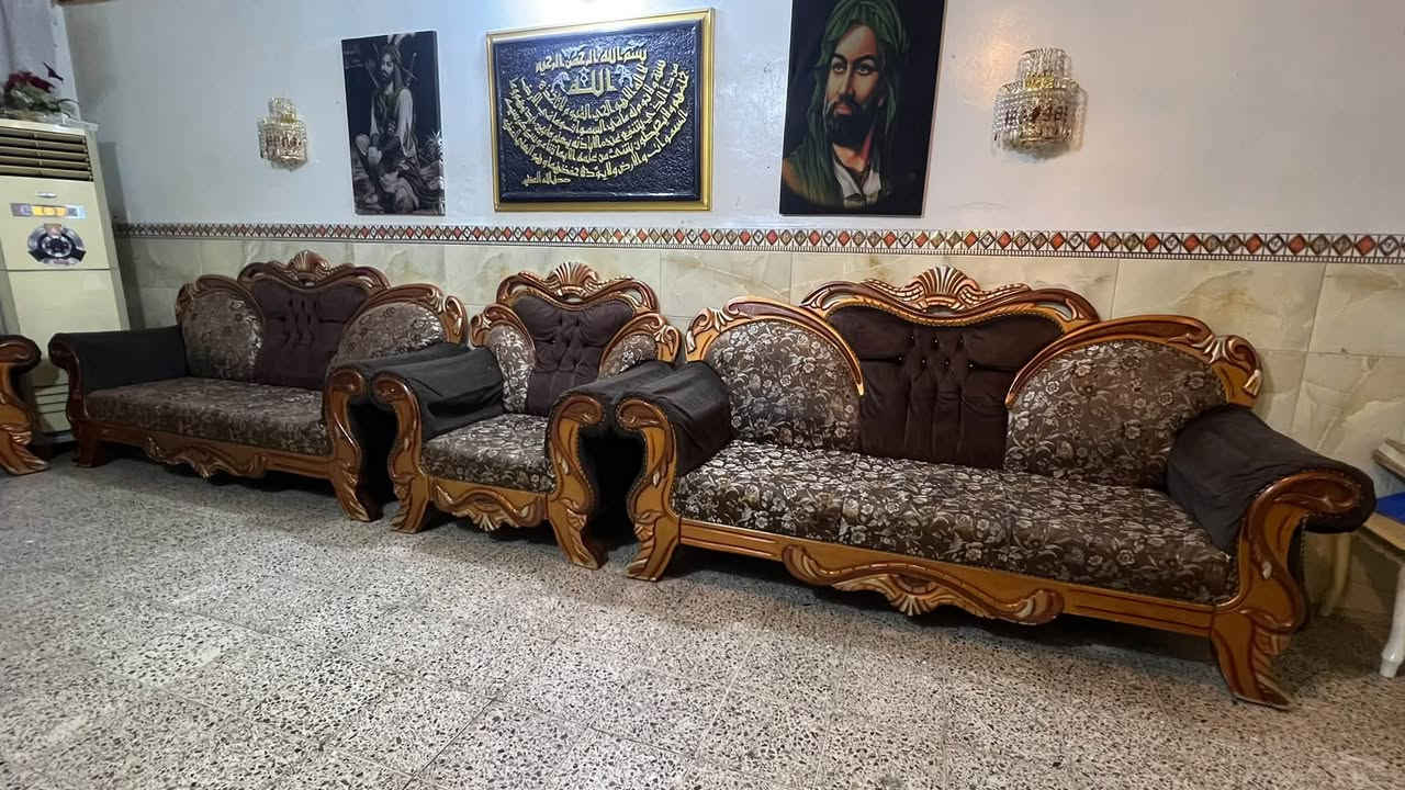 تخم مستعمل للبيع السعر 250 مكاني الكماليه ***********
