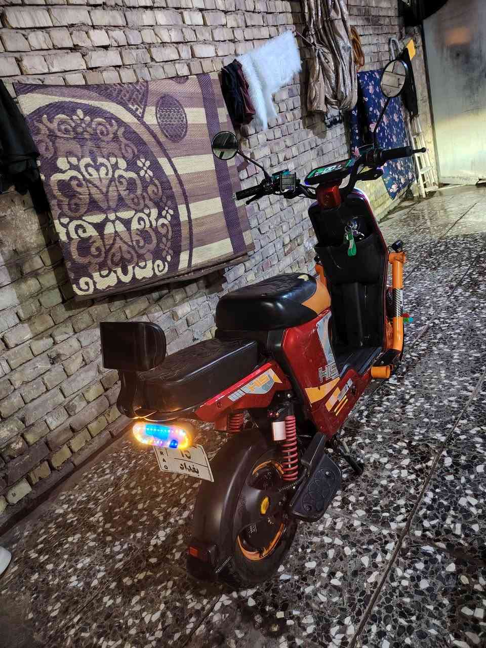 سلام عليكم عدي دراجه شحن لبيع نوع اكس 900دراجه حلوه وجديده تخبل بطرياته جدد دبل خمسه لكبار وسريعه
كلش بيه بلاتوث لايتات عالي ناص بكاني  بغداد بل حبيبيه 
بيه 4سرع لسعر 375وبيه مجال لطيبين د، اجه شغاله تخبل تايرات جدد رقمي ***********بي واستاب 
سلام عليكم عدي دراجه شحن لبيع نوع اكس 900دراجه حلوه وجديده تخبل بطرياته جدد دبل خمسه لكبار وسريعه
