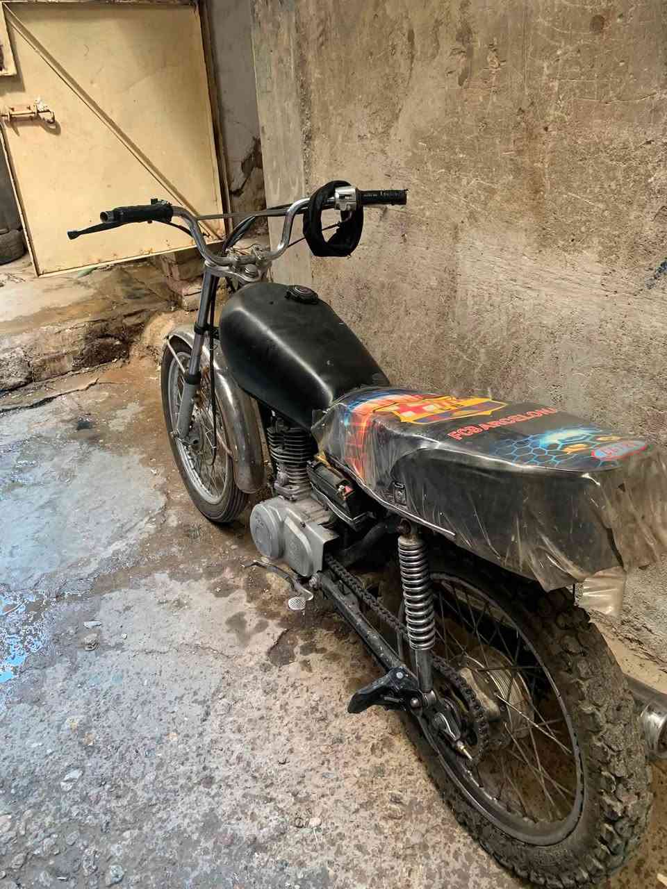 ‏سلام عليكم دراجة للبيع إيراني4 غيار موديل2018 سعر الدراجة165 موقع كركوك
‏رقمي بس***********
