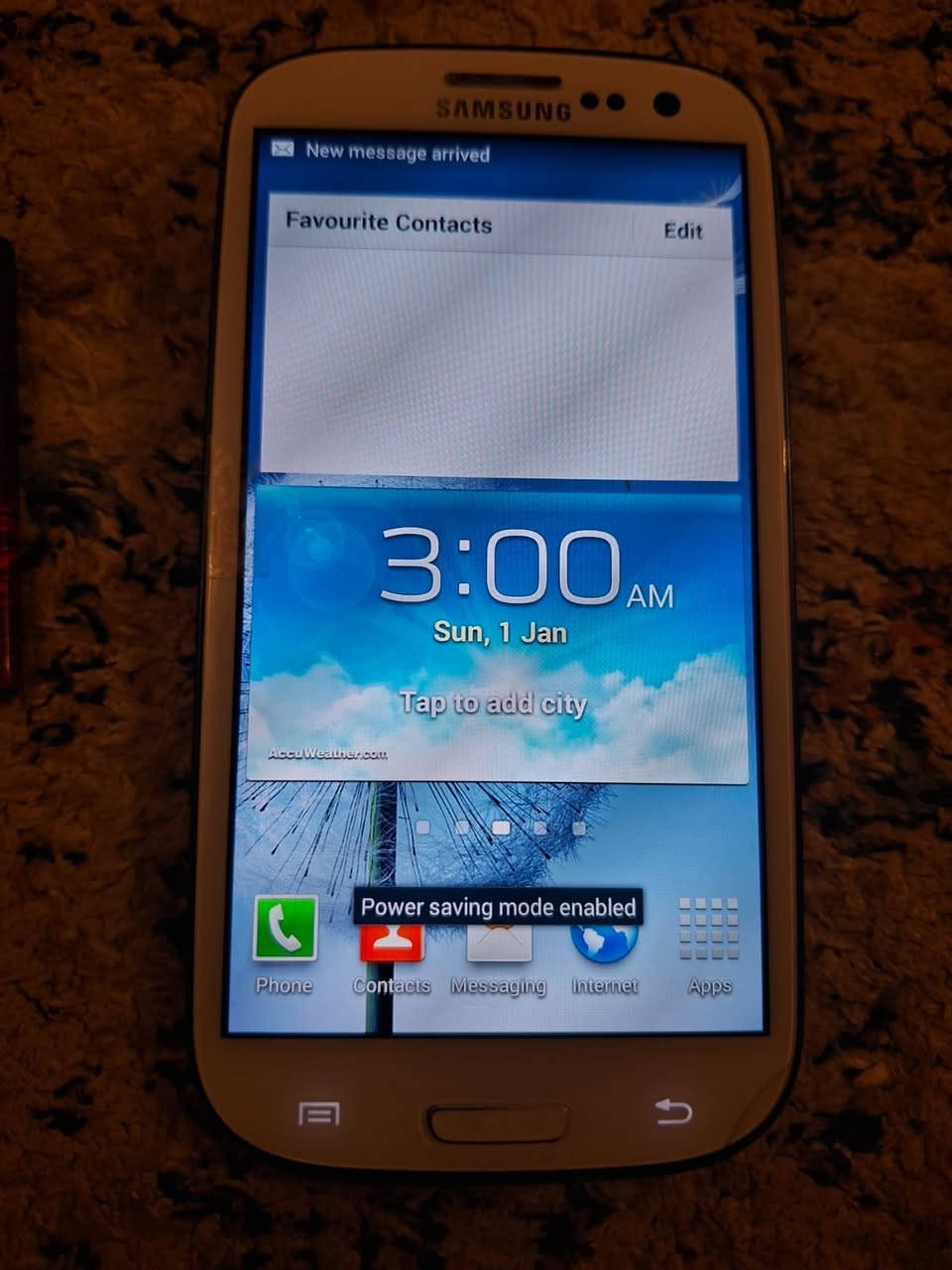 سلام عليكم
C7 عاطل ب5 
S3 شغال بس نقص بطاريه ودكمه تشغيل طايحه  وبيه فطر بطرف صغير شاشه مبين بصوره ابد ما مأثر ب20
بطاريه BL-5K شغاله بس ما ادري اذا تفقد شحن لو لا ب2
بطاريه BL-4U جديده ما مستخدمه ب4 الاف
*توصيل ما عندي* وابيع شلع او جهازين سوه او بطاريتين سوه واذا تريد نظام لS3 احدث يشغل تطبيقات تواصل يصير ب23
