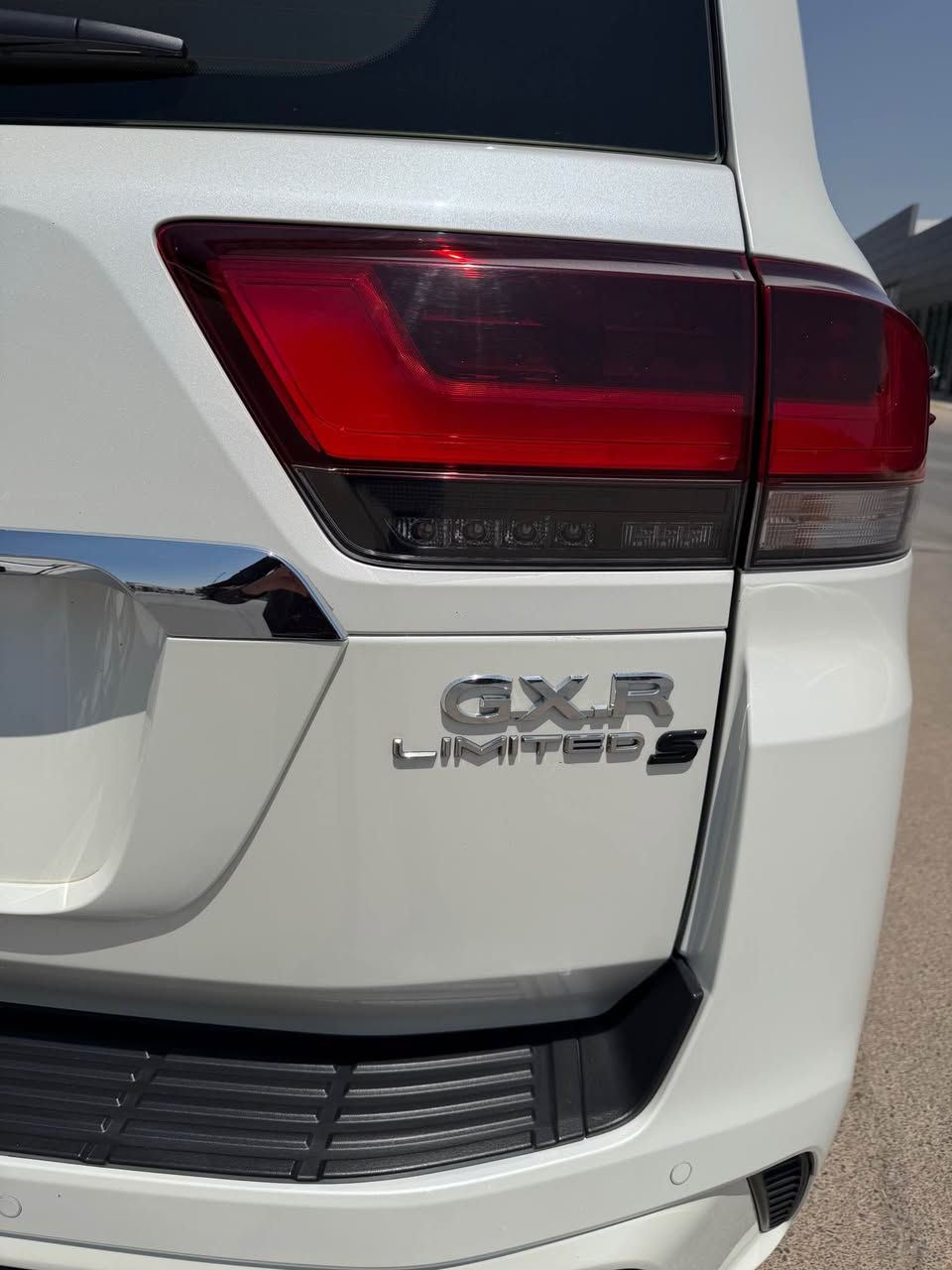 تويوتالاندكروزر 2025 GXR Limited S 

سياره ضمان تويوتا عراق شركة SAS ✅

ماشية 20000 Km بحالة وكاله 📦

مواصفات سياة GXR Limited S  بلادي ✅

سعر - 775 ورقه وبيها مجال بسيط 

عنوان - سليمانية - شركة قمم كارس ✅

رقم الهاتف - *********** 📞 Singapore
