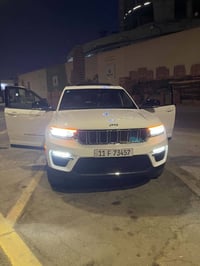 بيع او مراوس كامري 2025 هايبرد فقط  جيب كراند شيروكي هايبرد 2024  شهدا...