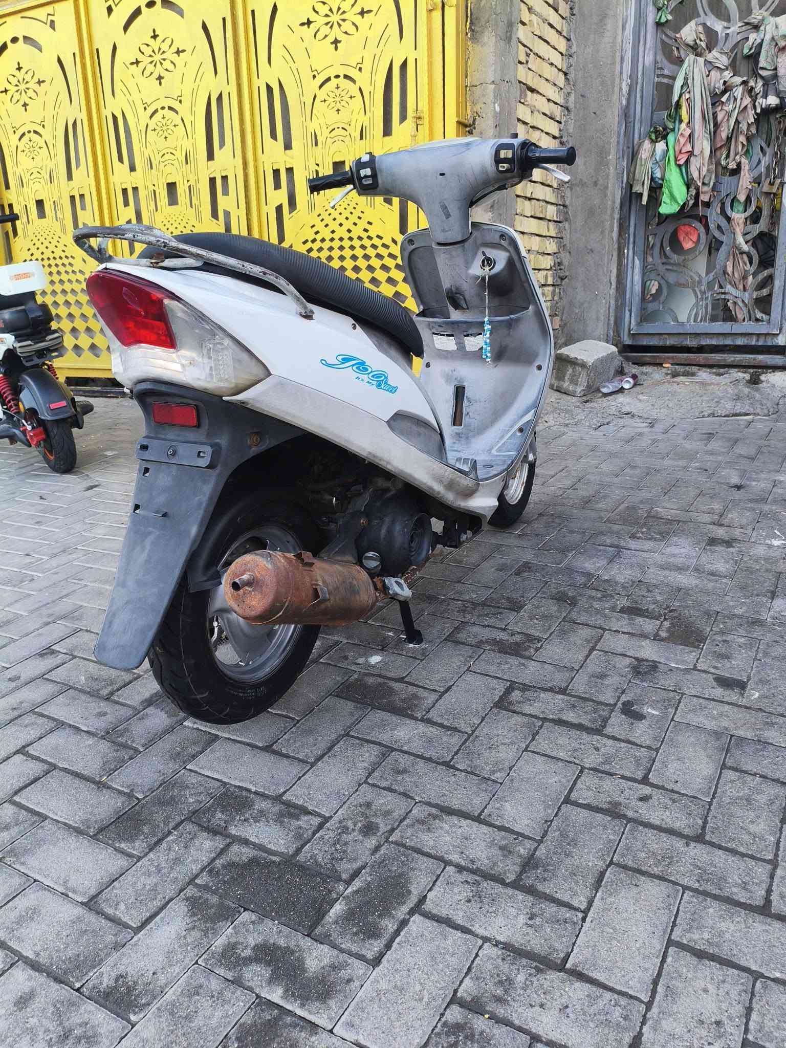 ماكس عدله ما مفتوحه بوشه 49ابلاد شغاله نكره سلف هندر اشاير سكنات لايت عالي وناصي صطاب خلفي عينه دبلات امامي وخلفي بريكات امامي وخلفي نعومه نهضه ومشي خير من الله سعر650وبيه مجال مكاني الحيانيه شارع السيد استفسار ***********
