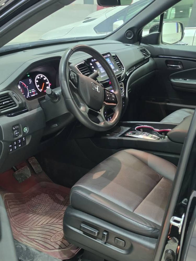 Honda Ridgeline 2025 
ماشي ٧ الف كم 
١ قطع نص صبغ حادث بسيط 
سعر ٣٥٠ روق 
*********** السليمانية, العراق
