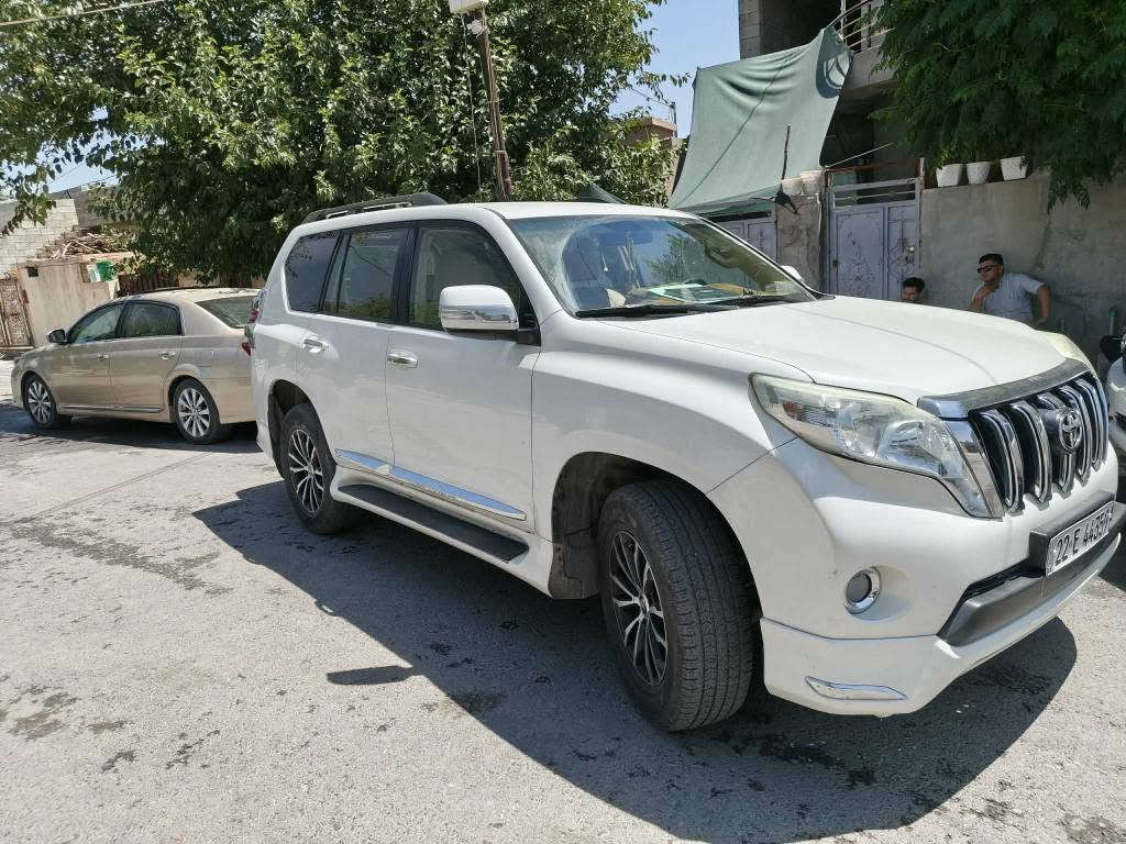 بەناوی خوای گەورەو میهرەبان
پڕادۆ 2015
6 بستۆنە
مواسەفاتی قەتەریە
لۆک لۆکە 
بێ بۆیاخ
قفڵی 3 دەفتەر 
9647719482887 السليمانية, العراق
