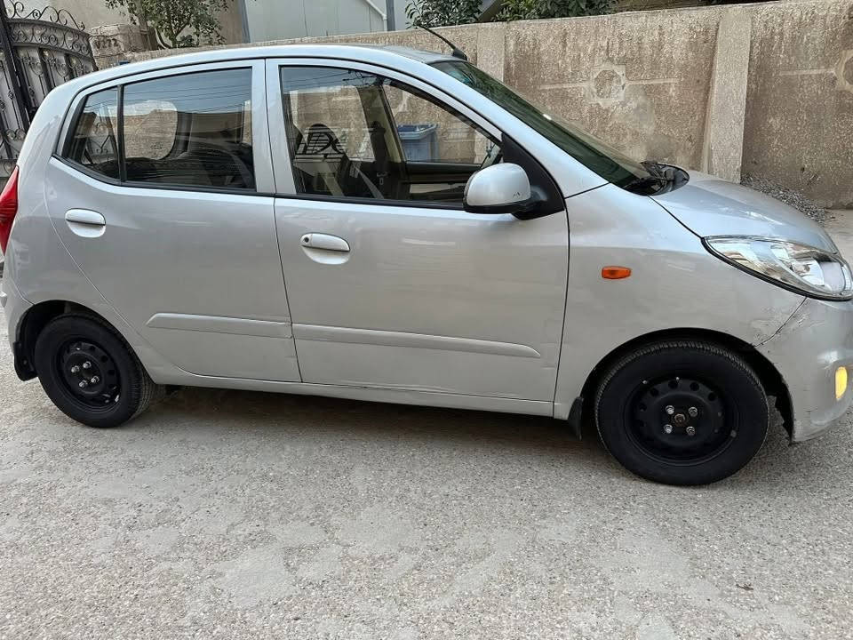 مساء الخير

هونداي i10  2014 للبيع رقم بغداد باسمي 
السونار مرفق

العنوان بغداد السيديه
السعر  75 وبيها مجال 

***********
