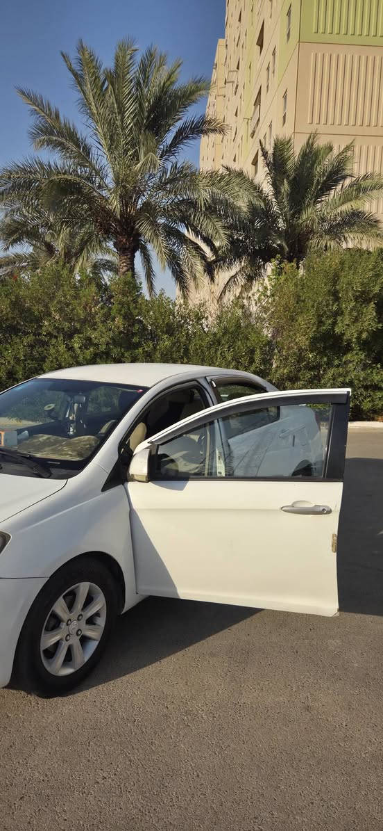 للبيع كريت وول C30 موديل 2013 – رقم بغداد
السيارة نظيفة ومرتبة، استخدام شخصي، ومحافظ عليها.

- موديل: 2013
- رقم بغداد
- المحرك بحالة جيدة
- الكير بحالة جيدة
- التبريد والتدفئة شغالة
- السيارة جاهزة للاستخدام
- الأوراق كاملة تحويل ثاني يوم 
- السعر ٥٥ ورقه بيها مجال بسيط حك الجية
للاستفسار عل رقم خاص مامتواجد 
***********
