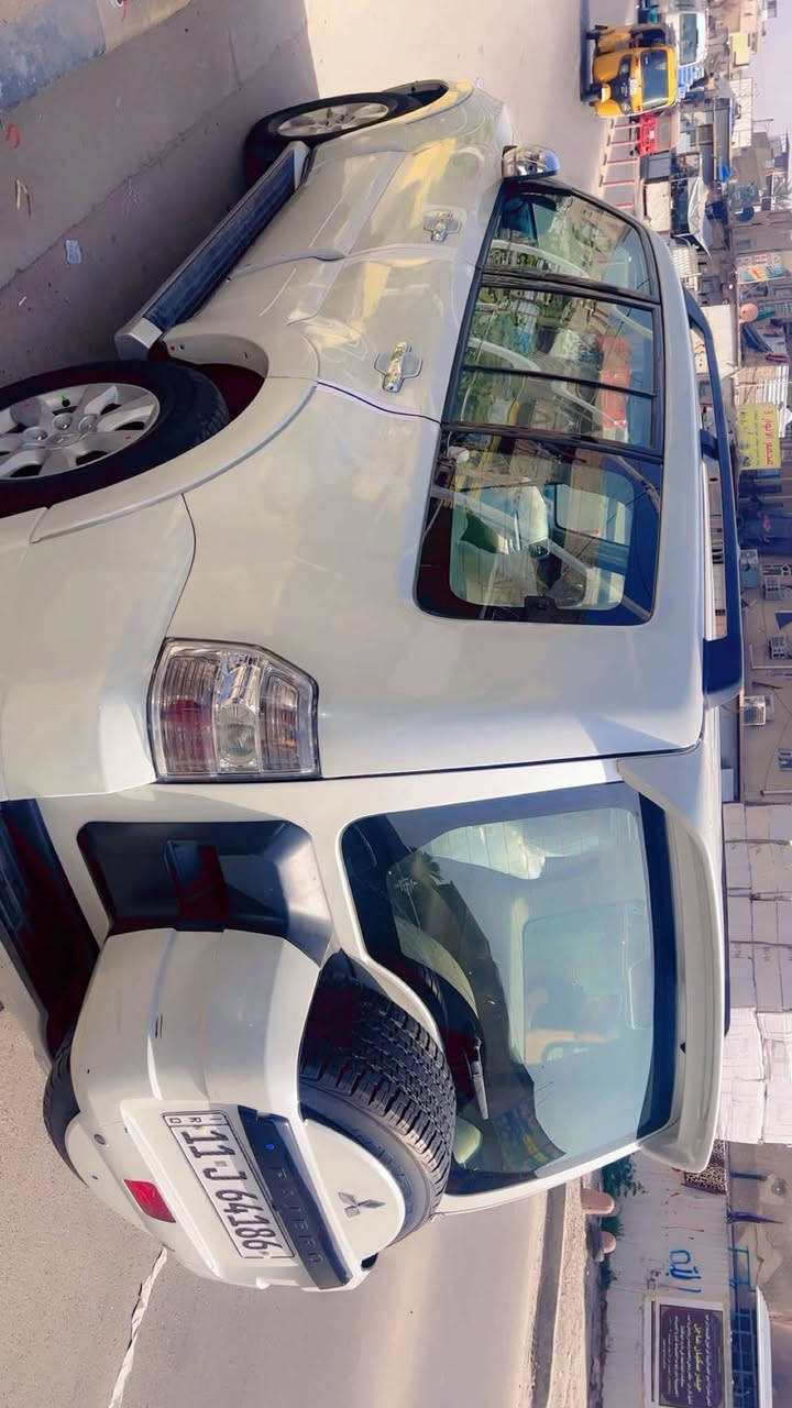 سلام عليكم باجيرو حبتور ١٠ فول بيه صبغ جاملغ امامي فقط باقي مكفول كير مكينه مكفول سعر ١١٧ بيه مجال قليل رقمي ***********
