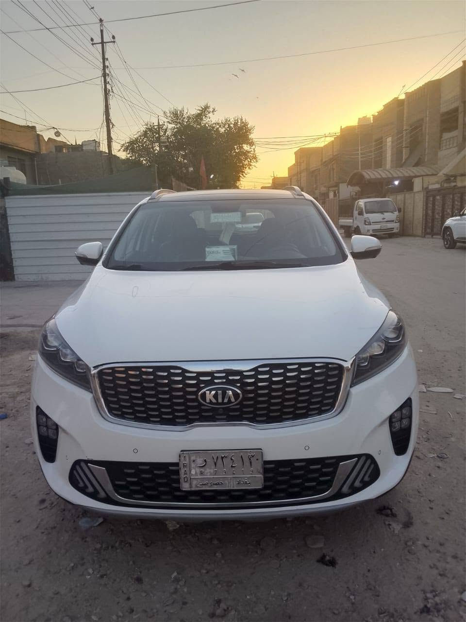 سلام عليكم
#جي_تي_لاين_gt

 خليجي فول مواصفات 

دفع رباعي 4×4

للبيع سورنتو ٢٠٢٠

رقم بغداد
ماشية 108 حقيقي 

تشغيل بصمة 

٦ سلندر  كير ٨ سرعات 

٧ راكب تبريد 3 قطع 

مري شفط اشاير بالمري 

جنطه ذكية بردات خلفية 

اريل نفكيشن حساس امامي 

خلفي كامرة خلفية دواره

   كشنات جلد كهرباء 

السيارة مكفولة كفالة عامة

من الصبغ والتبديل والشخوط 

والرصعات (عدا طخة موضحها بسيطة )

محرك  كير بوضع الشركة 

السعر٢٦٥ وبيها مجال بسيط

التفاصيل بالصور مكان السيارة بغداد الامين الثانيه قرب فلكة الحدادين 

*********** اتصال او واتساب
