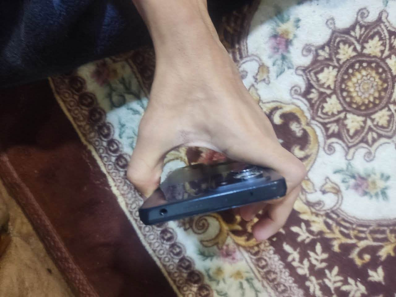 بوكو x5 برو ذاكره 256 لون اسود جهاز يخبل  من كل نواحي مستبدل شاشه
جهاز راقي بطاريته كلش جبيره 
السعر 185 
مكان بصره حيانيه اول لاين
***********
