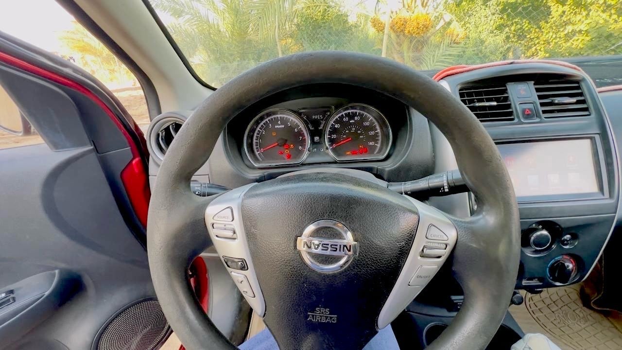 السلام عليكم
ڤيرسا2019 للبيع 
رقم/صلاح الدين /شرط التحويل

الضرر/ بونيد وچاملغ امامي  +شبر صبغ بالجاملغ الخلفي 

كير محرك شرط + صدر جديد  تبريد ثلج

السعر 88$
مكان السيارة  صلاح الدين تكريت 
للاتصال:***********