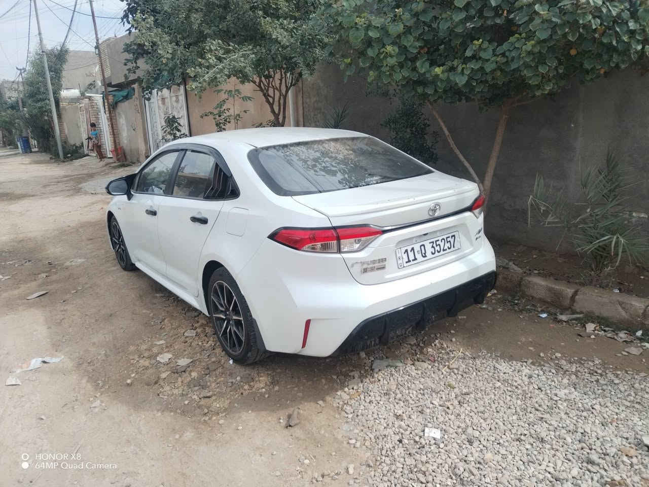 السلام عليكم كورلا هايبرد شكل S 24 ماشيه 33 موجود سونارهه مكاني كوت ***********
