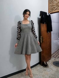 ملابس • ١٠ • توصيل