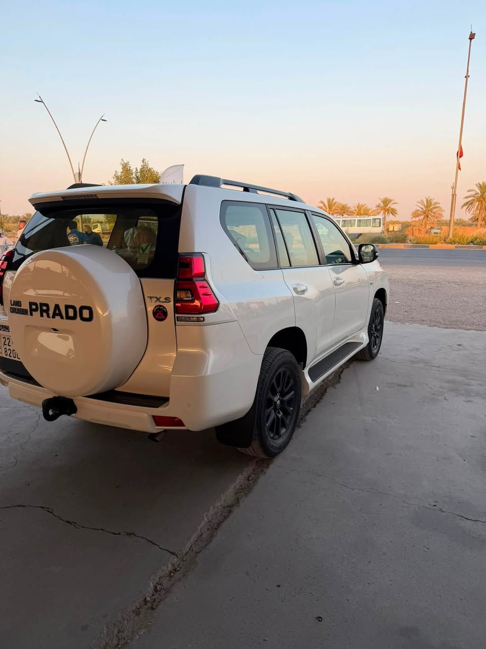 مساكم الله بالخير والعافية  للبيع تيوتا
برادو موديل 23 txs
مدنايت 
كراسي جلد مقاعد الأمامية الكهرباء 
دبل تانكي
رقم اربيل بسمي 
مكفوله من الصبغ والتبديل والبارد 
بيها pbr بالباب وره باب الصدر 

ماشيه 44تفحص وين مايعجبك السيارة فول الفول 
العنوان بغداد الراشديه 

السعر 445 اوبيها مجال حك الجية 
تجي تشوف وتدلل 

مرواس حسب القناعه 

هاتف ***********
