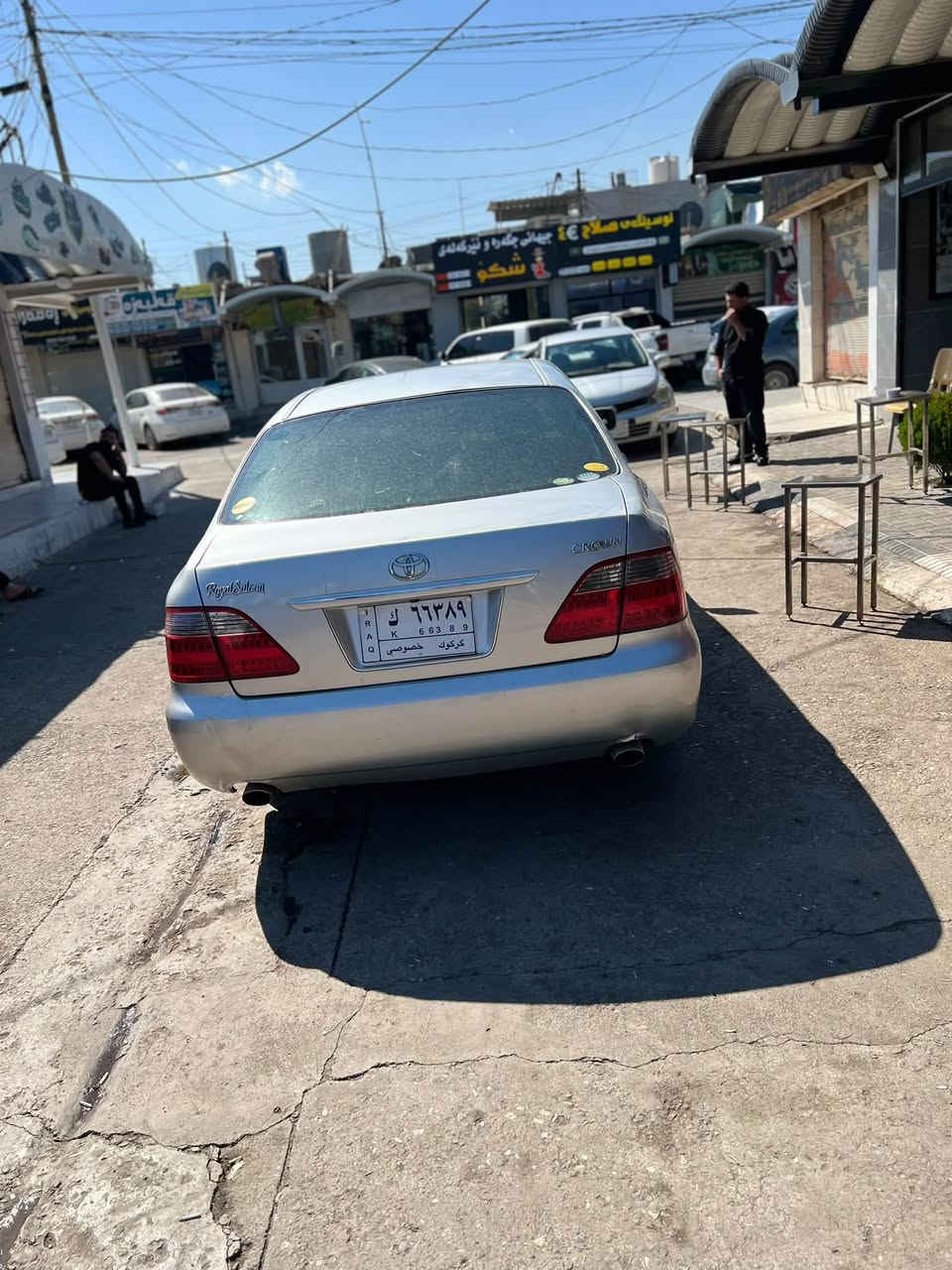 ادمين
شاهينة براوة ٢٠٠٦ كامل مةسروف 
بجوك بةكةورة يةك گلؤب ناو داشبولي نية
ساردو كةرم بسراوة تةقةو رةقةي نية 
سوكاني دةلي ئاوا سةقفي شوشة 
تاي تازة لايتي ناوچةي كوير بي كودة سةياركة 
سيعري ٤٩ كةلاو مةجال لةشارةزوورم 
***********
