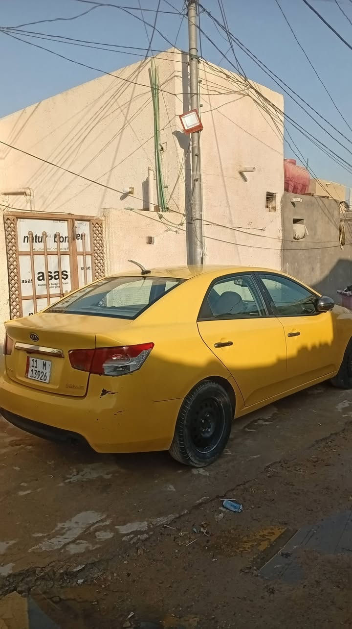 السلام عليكم
كيه فورتي موديل 2013 وراد امريكي بيه. منضومه غاز تبريد ومكينه وكير جاهزه. ضرره جاملغ خلفي مكاني نجف عباسيه سعره 72 للبيع او مراوس 
رقم بغداد بسمي دولي 
***********
