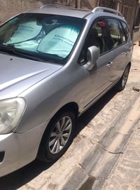 كارينز • ٢٠١٢ • فتحة سقف