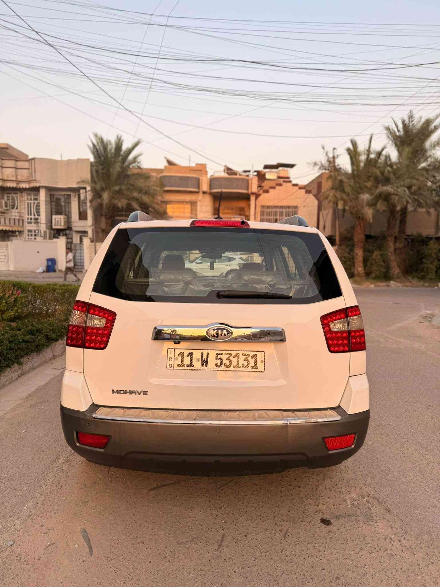 السلام عليكم حبايب 
كيا موهافي 
موديل 2015 
فوول مواصفات للاخير  
دفع رباعي 
ستيرن كهرباء 
كشنات خزن ميوري 
فتحه سقف 
تحكم كشن 3 دكم 

صور السونار بالمنشور 
ماشيه 68 الف كيلو 

سنويه ب اسمي تحويل مباشر 
السعر 155 ورقه مجال حك الجيه
العنوان بغداد الجديده 
***********
