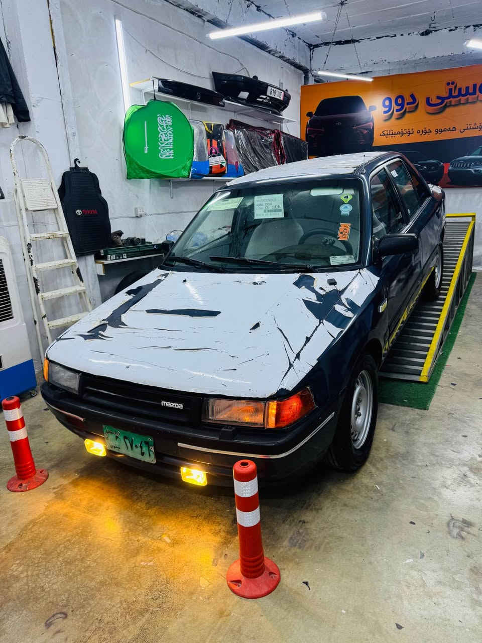 مشالا له مالي هه موو لايه ك 
مازده ٣٢٣ هه شتوبه خ پاوه ر سه ياره كه هه تا بلي مه سره في كاملي كردوه ارم پلاستيك هه وليره موديل ١٩٩٠ هه موو كياني به سه رتي فه حسوو فيته ر ده فروشم زور زور جايزه سه ياره كه شوين كويه 
***********هه موو شتيشي له سه ره ڤايبه ر وه تس ئاپ كويسينجاك, أربيل
