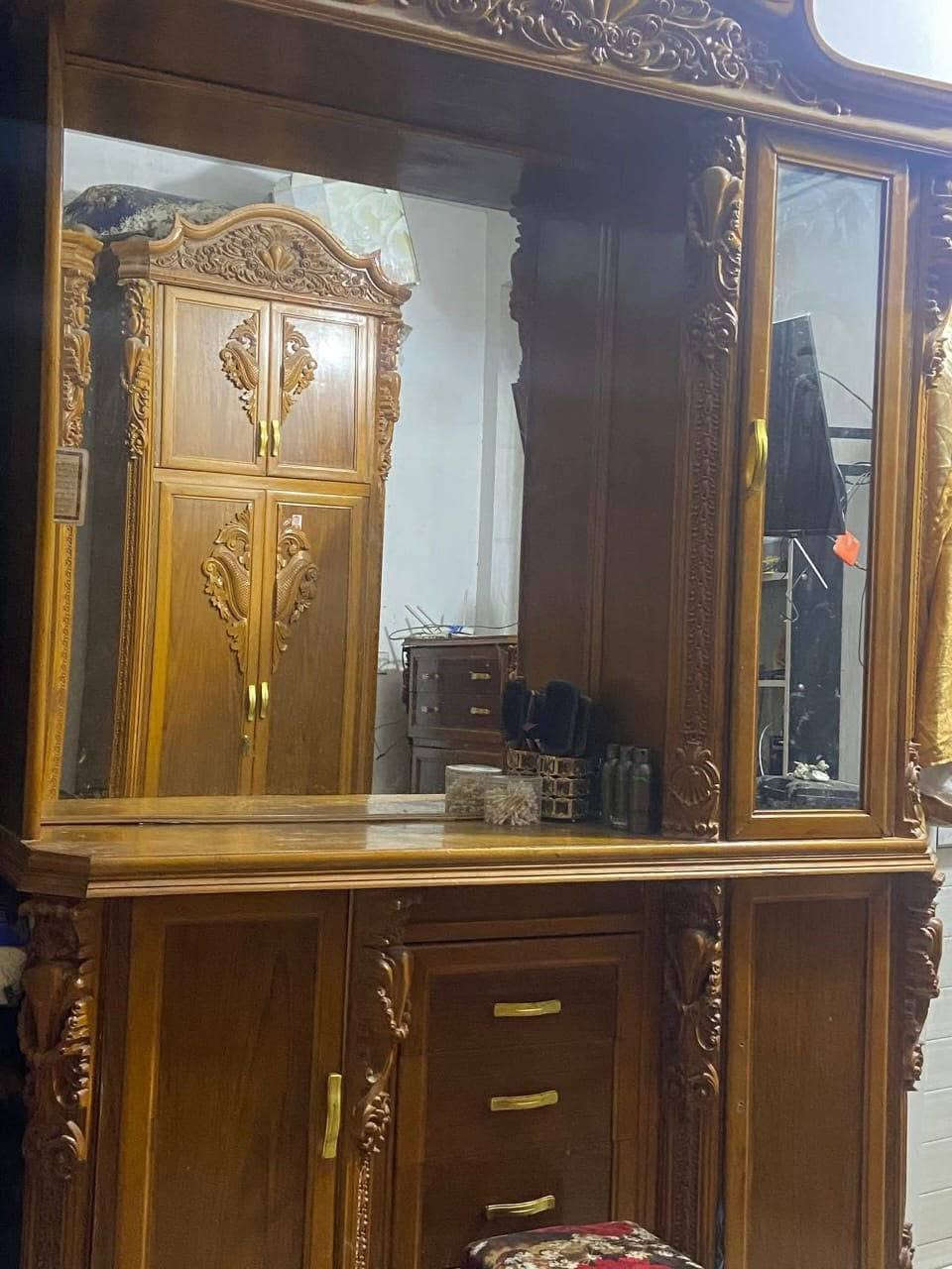 غرفه للبيع غزاليه استفسار واتساب  ***********
