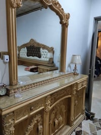 غرفه نوم • مستعملة • خام