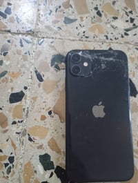 آيفون ١١ • ١٢٨ • مبدل شاشة