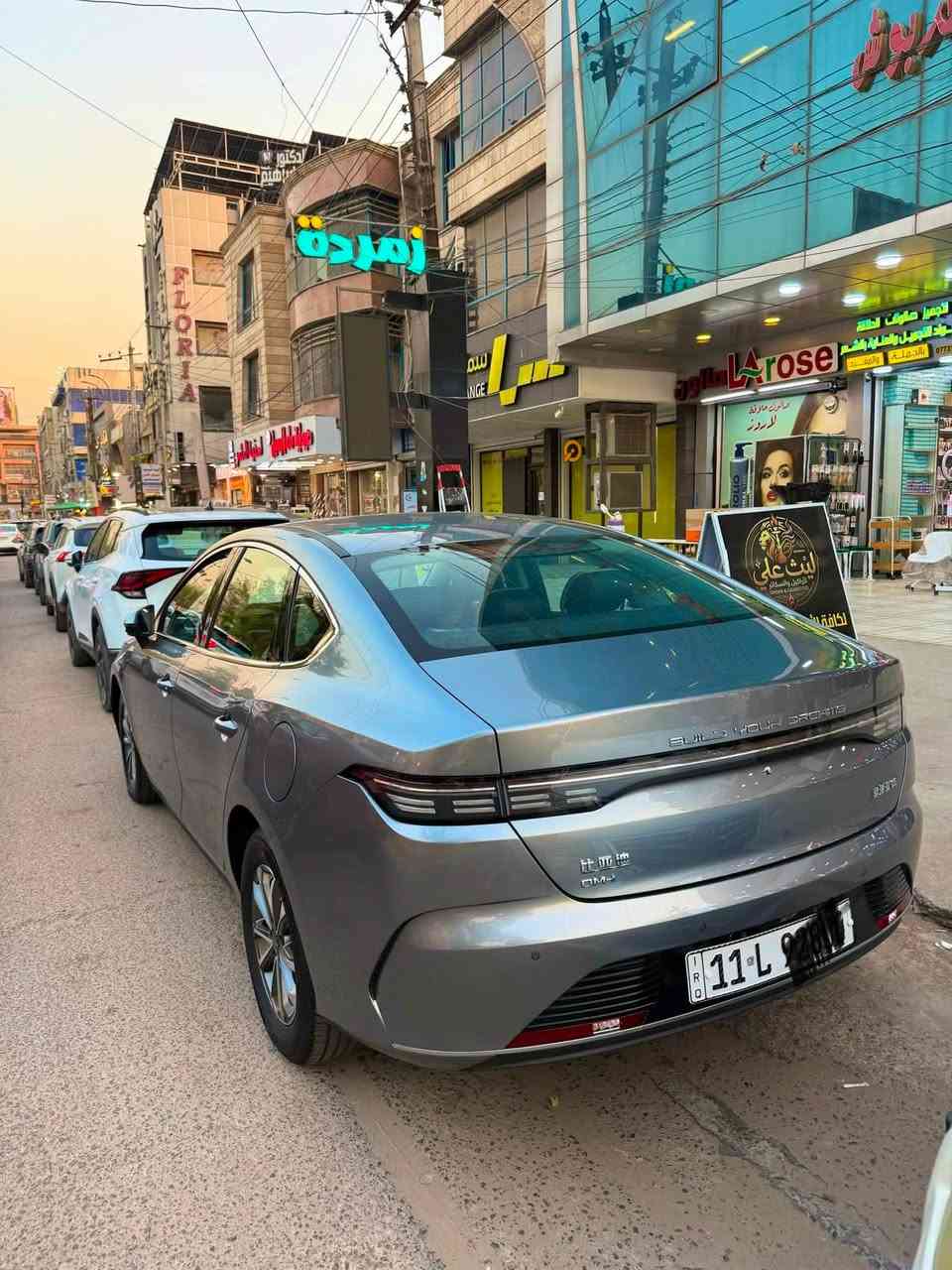 السلام عليكم للبيع فقط دستروير موديل ٢٥
مكفوله كفاله عامه 
ماشيه ٦ الف 
داخل ابيض 
رقم بغداد بسمي 
مكان السياره بغداد السيديه 
***********

