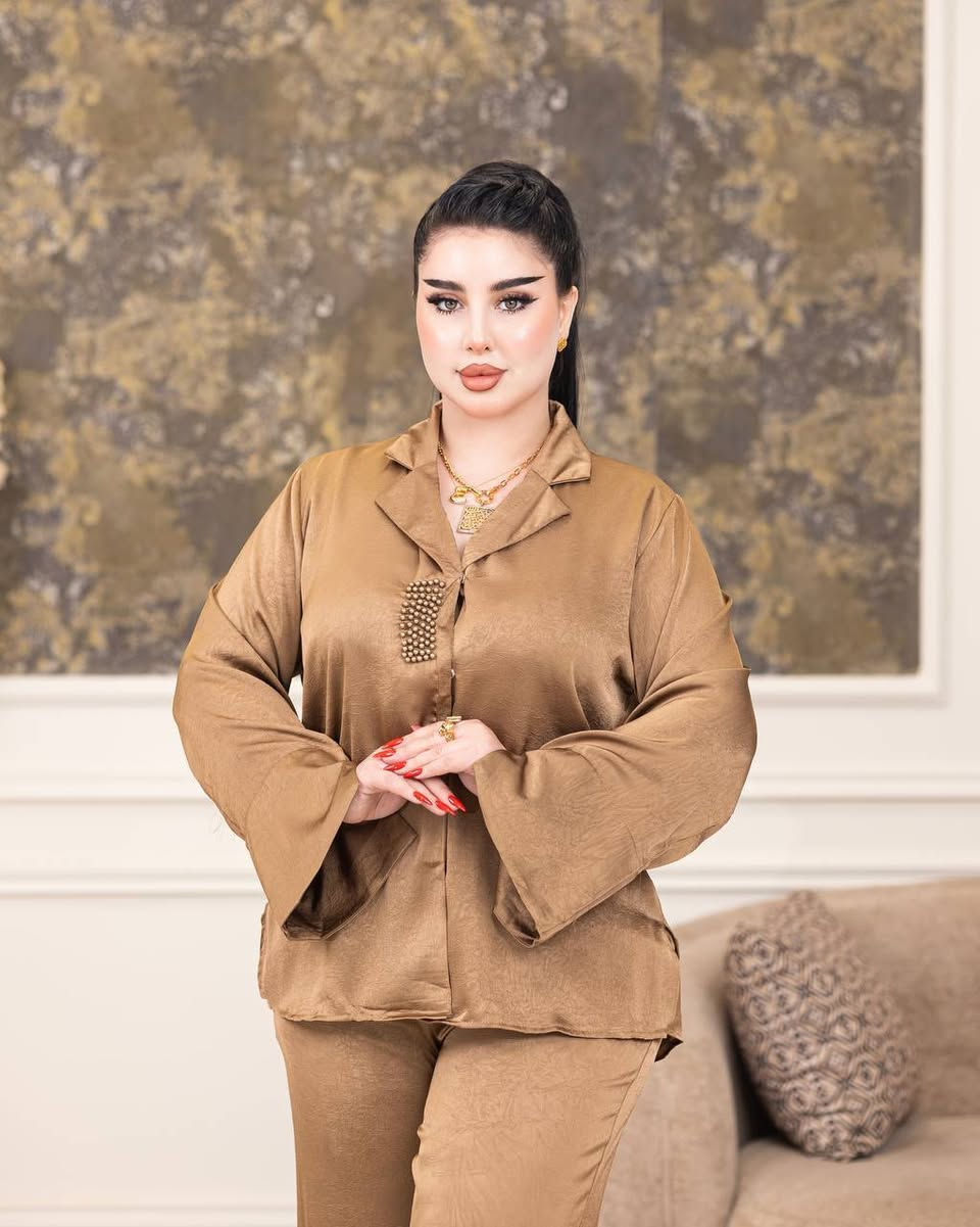🔥💥 تخفيضات تحطيم الأسعار 💥🔥

✨💕 سوت نسائي أنيق وراقي 💕✨
😍 موديل يجنن وخامة فخمة تليق بيج 😍

🌟 الخامة: دابل درجة أولى
👗 القياسات: XL – 2XL – 3XL
💖 قياس راهي وراحة باللبس

💰 سعر القطعة: 20 ألف فقط 🔥
📦 سعر الدرزن: 175 ألف

🛍️ لا تفوتكم العروض، الجودة والأناقة بأحلى الأسعار 😍
📩 للحجز والطلب راسلونا خاص
🚚 توصيل لجميع المحافظات
✅ شرط الفحص متوفر

#تخفيضات #سوت_نسائي #ملابس_نسائية #جملة_ومفرد #تحطيم_الأسعار
