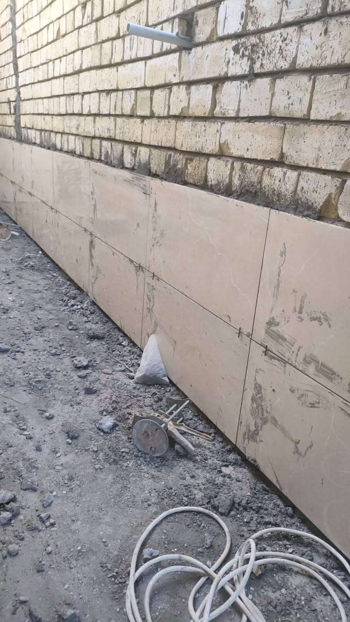 كادر متفرغ  سيراميك كاشي مرمر كرانيت درج صحيات كهرباء ديكورات ترميم ***********
