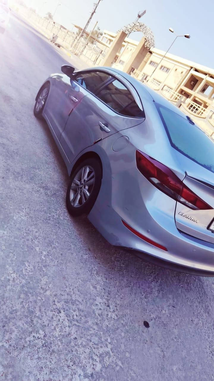 سلام عليكم سياره نوع النتره موديل 2017 سياره فول مواصفات واحد علئ واحد بصمه شاشه كامره حساسات تحكم ستيرن جهتين شاير شفط كفاله عامه مكينه كير حداديه تخم تاير مكينه 2000 حادثه جاملف بنيد فقط بدون دواخل جاملغ خلفي اثر جراد مرشوشه رش سياره جاهزه من كلشي مكان كربلاء السعر 99  بيها مجال اتصال علئ ها؛ذه رقم ***********
