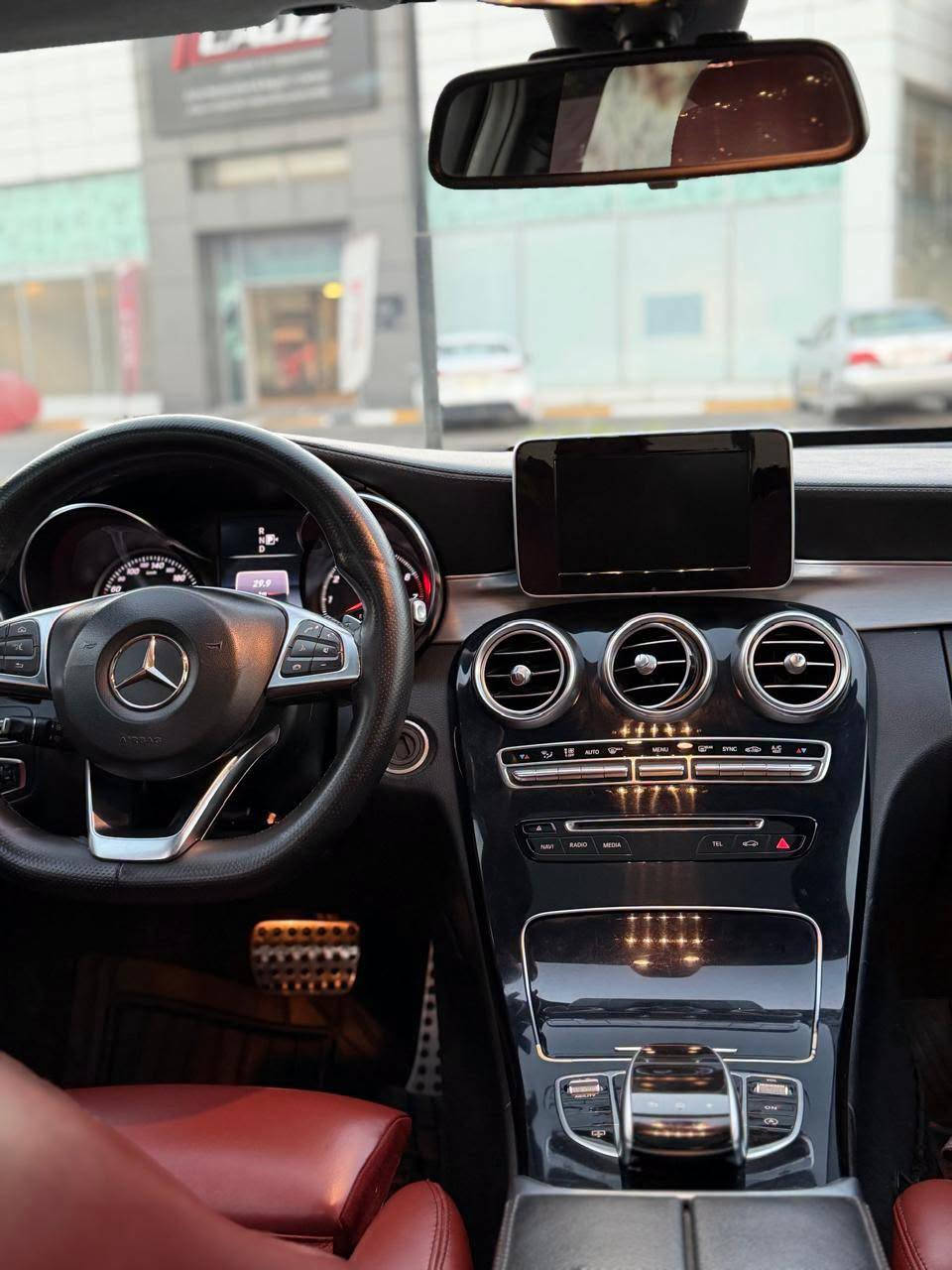 مێرسیدس C200 خليجی 2015 فول 
43 هه زاررؤشتووه
ناوسور 
كوشن هيته رپه رده 
پانؤراما بی بؤياخ 
پەلەيە كاتري بجوكي هه يه
سەیارەکە زۆر بێ مەسرەفە ماڵی دۆستە 
تەقە و رەقەی تێدا نیە 

سعر: لە کۆمێت داوای بکە ڕاستەوخۆ بۆت دێت 📩 

گێڕ و مەکینە بەشەرت نەکراوەتەوەتەوە

ژمارەی خاوەنی 
***********.    
***********
