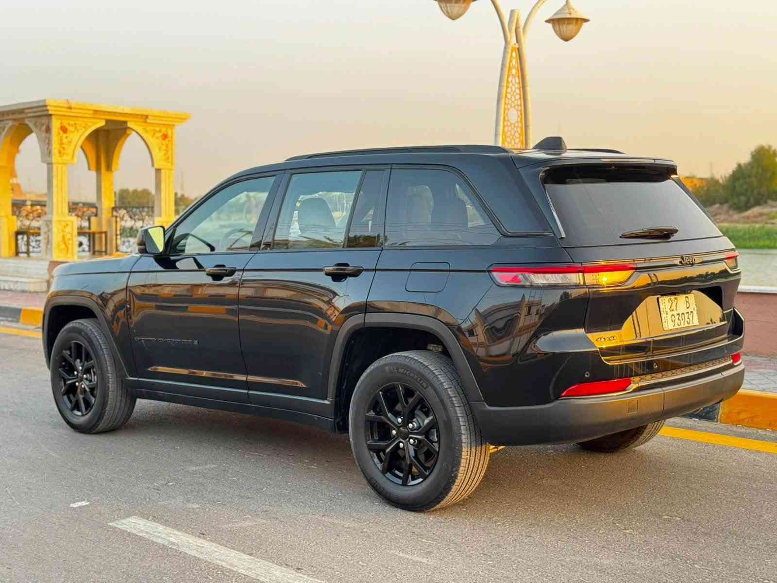 لاريدو بلاك توب • ٢٠٢٤ • رقم ذي قار