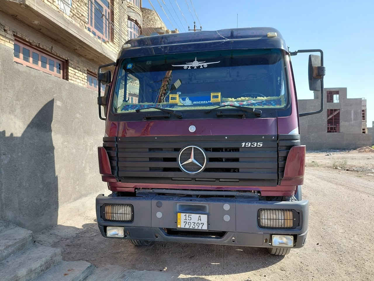 موديل ١٩٩٥ • محرك ٣٫٥ • رقم انبار