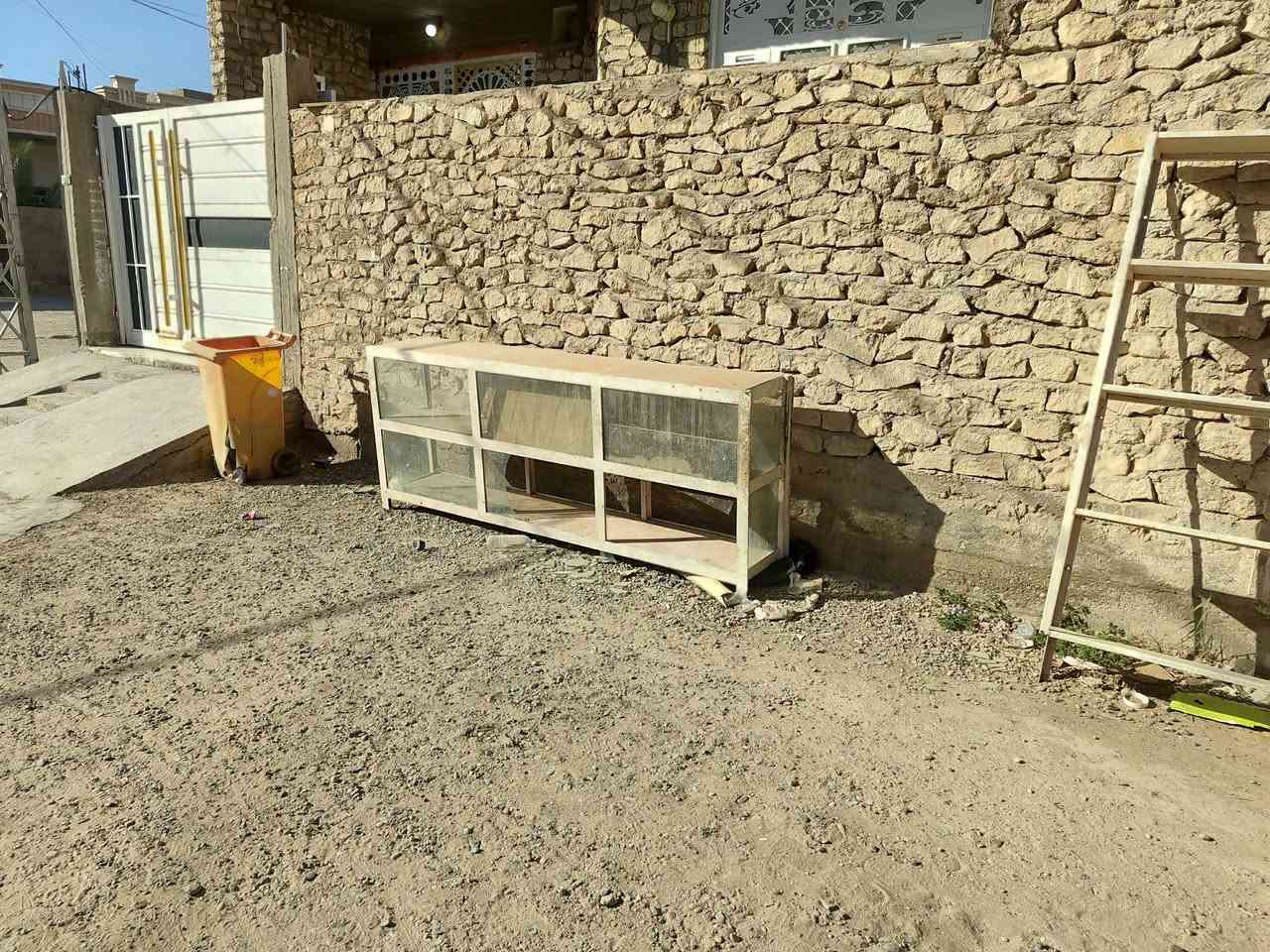 عارضة محل 3متر

رفوف ثلاثة متر ارتفاع مترين ونص عدد 3 
باب واجهة محل عرض خمسة وارتفاع ثلاثة متر  للبيع 
التواصل خاص او الاتصال على الرقم *********** ابو رافد
