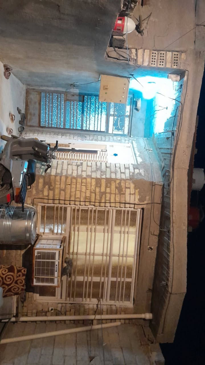 بيت بمنطقه المعامل بستان سامي مساحه 100
يحتوي على غرفه 5×4  وصاله 5×4 استقبال 6×3وربع كراج صحيات  السعر $22 

رقم الهاتف :*********** 
غير متواجد على الفيس

نص مكتوب في الصور:
- Innit - BunnaB & ... أضف عدسة Lens تزيين هذه اللقطة قصة إرسال إلى
- Way La To Duny... أضف عدسة Lens تزيين هذه اللقطة إرسال إلى قصة
