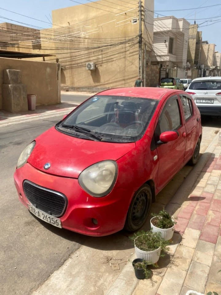 باندا للبيع

موديل ٢٠١٣.. محرك بلادي
ضربه بس بالباب الخلفي

جاهزه. تبريد. محرك .. كير.. كلهن تمام السعر ٣٥ ورقه وبيها مجال 
للتواصل ***********
