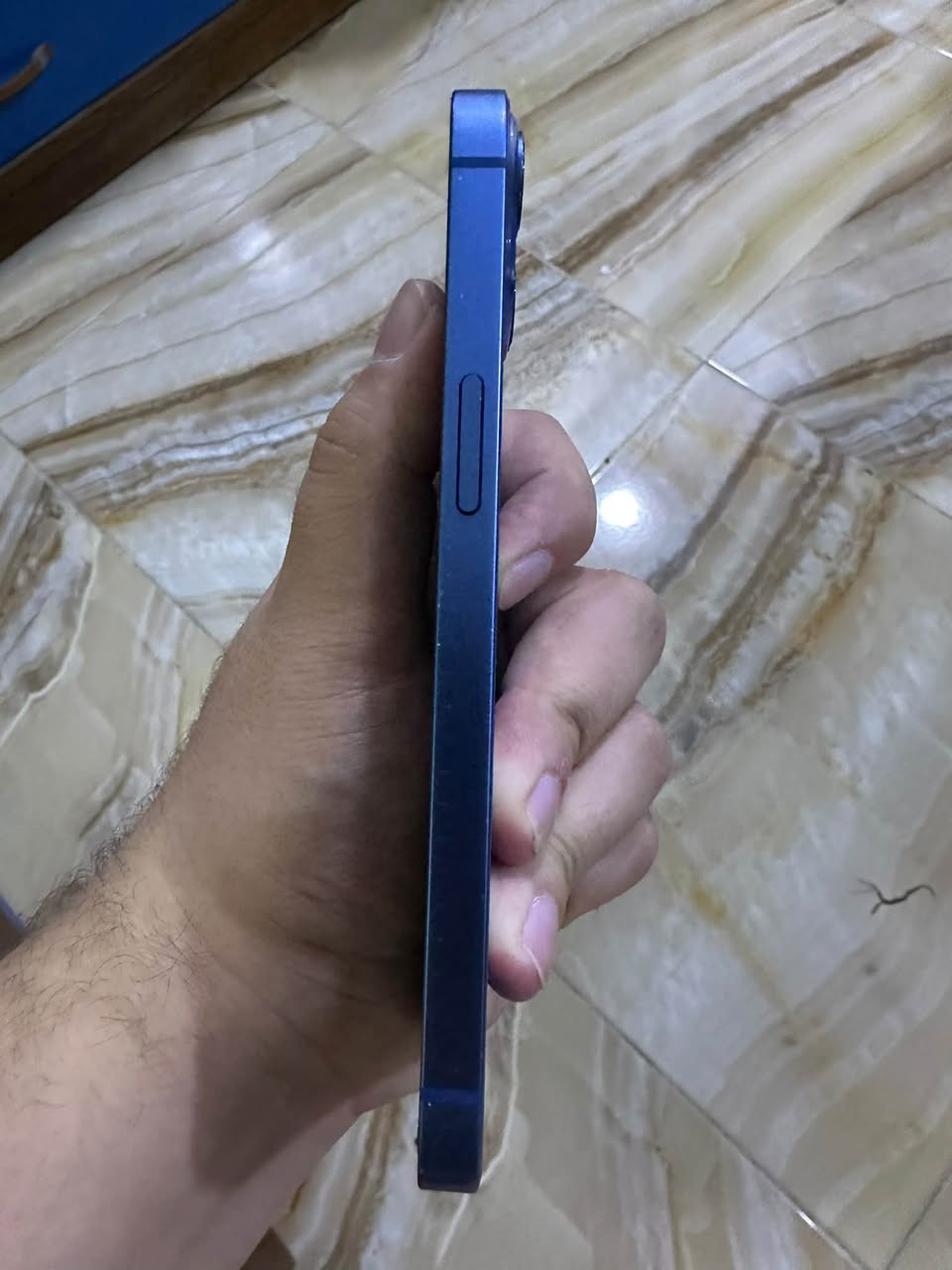 ايفون 13 • ١٢٨ جيجا • بطارية ٨٥%