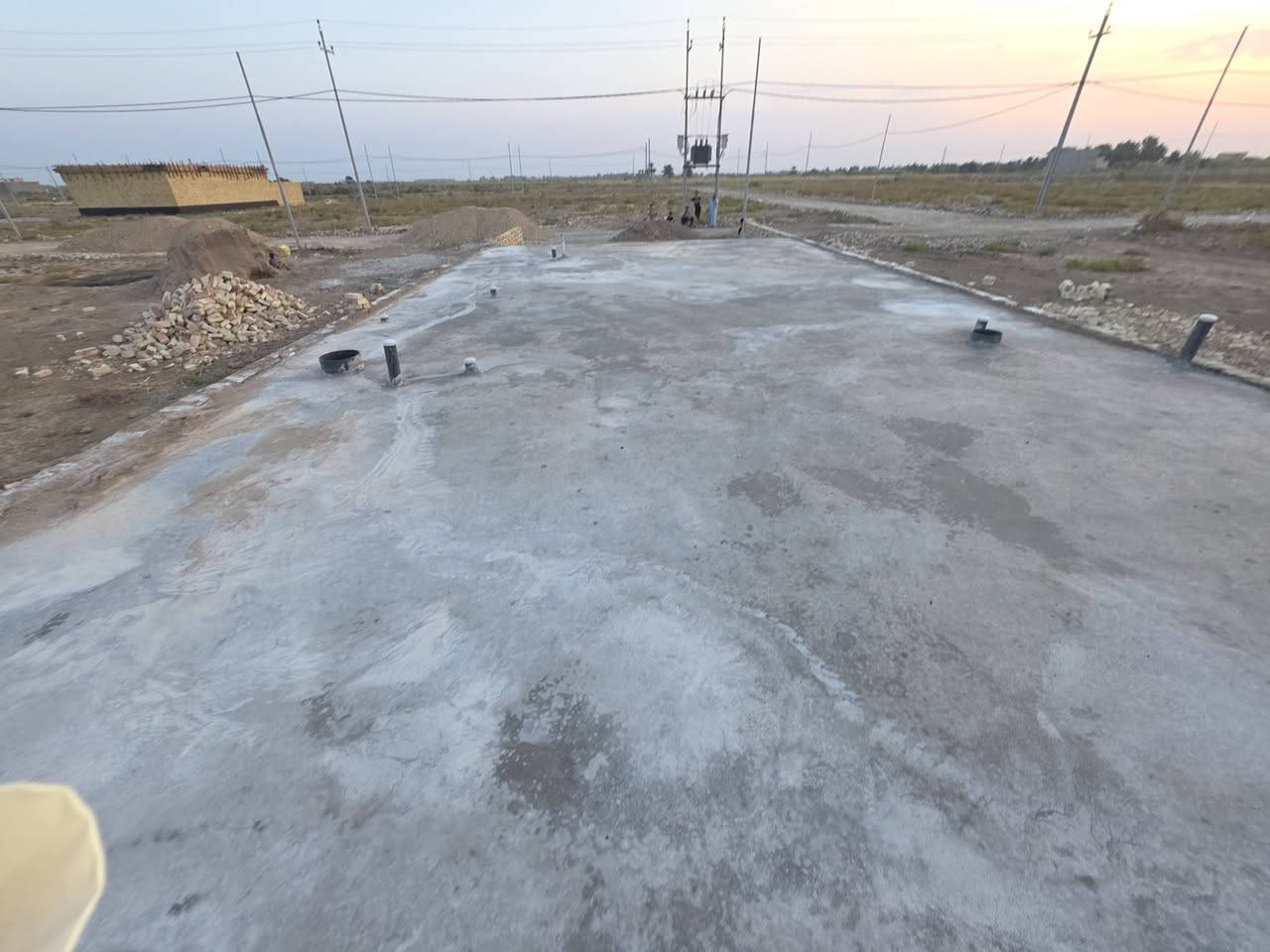 مجمع النفط الاول • ٢٥٠م • جاهزة للبناء