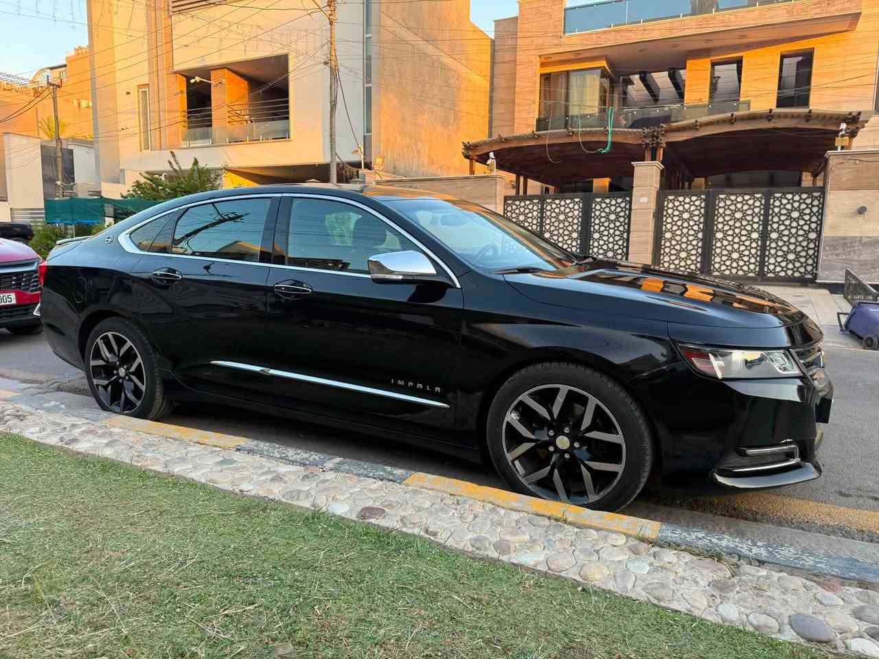 اليدور أمبالا جديده وميوصل للفيتر هاي الك 

السلام عليكم .. أمبالا 2019 بريمير جديده لوك

✅ شادلها محرك 3600 جديد مال سياره أدوات ماشيه 11 ألف
✅ كير جديد زيرو مع براد دهن خارجي
✅ 2 حجر بيئة جديد
✅ مروحة وراديتر جديد
✅ صدر أمامي خلفي كامل جديد
✅ تخم تاير جديد (يوكوهاما) من شركة تاير مول مع الضمان
✅ نوزلات / بلكات / فيت بم / فلاتر / كلشي بيها جديد
✅ تبريدها ثلج بعز الظهر // حماوه ماتتجاوز 93 بالإزدحام
✅ مابيها نقص وماتحتاج مصرف ولا دينار .

مواصفات :

✅ تشغيل عن بعد وبصمة أبواب وتشغيل
✅ كراسي جلد وكهرباء وتدفئة 
✅ شاحن لاسلكي
✅ رادار جانبي وحساسات خلفيه
✅ سماعات Boss
وباقي المواصفات المعروفة ..

❌ الحادث : بونيد سطحي بدون دواخل / صور الحادث بالمنشور

✅ ماشية 87 ألف ميل وترايها مال زيور 

✅ رقم سليمانية / تحويل أو وكالة 👍

عنوان بغداد (أعظمية شارع الضباط أو حي الجامعة شارع الربيع)

السيارة للبيع بسعر 128 ورقة أو المراوس حسب القناعة 

***********

الي تصير من قسمته يتهنى بيها ويشوف الف خير 🤍
