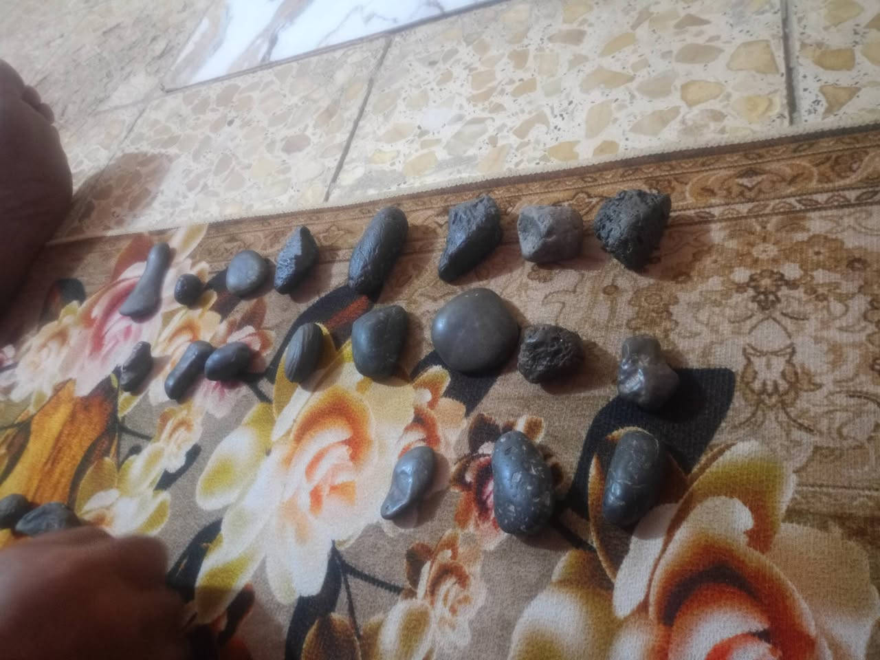 احجار النيزك • الأصلي • ناصريه