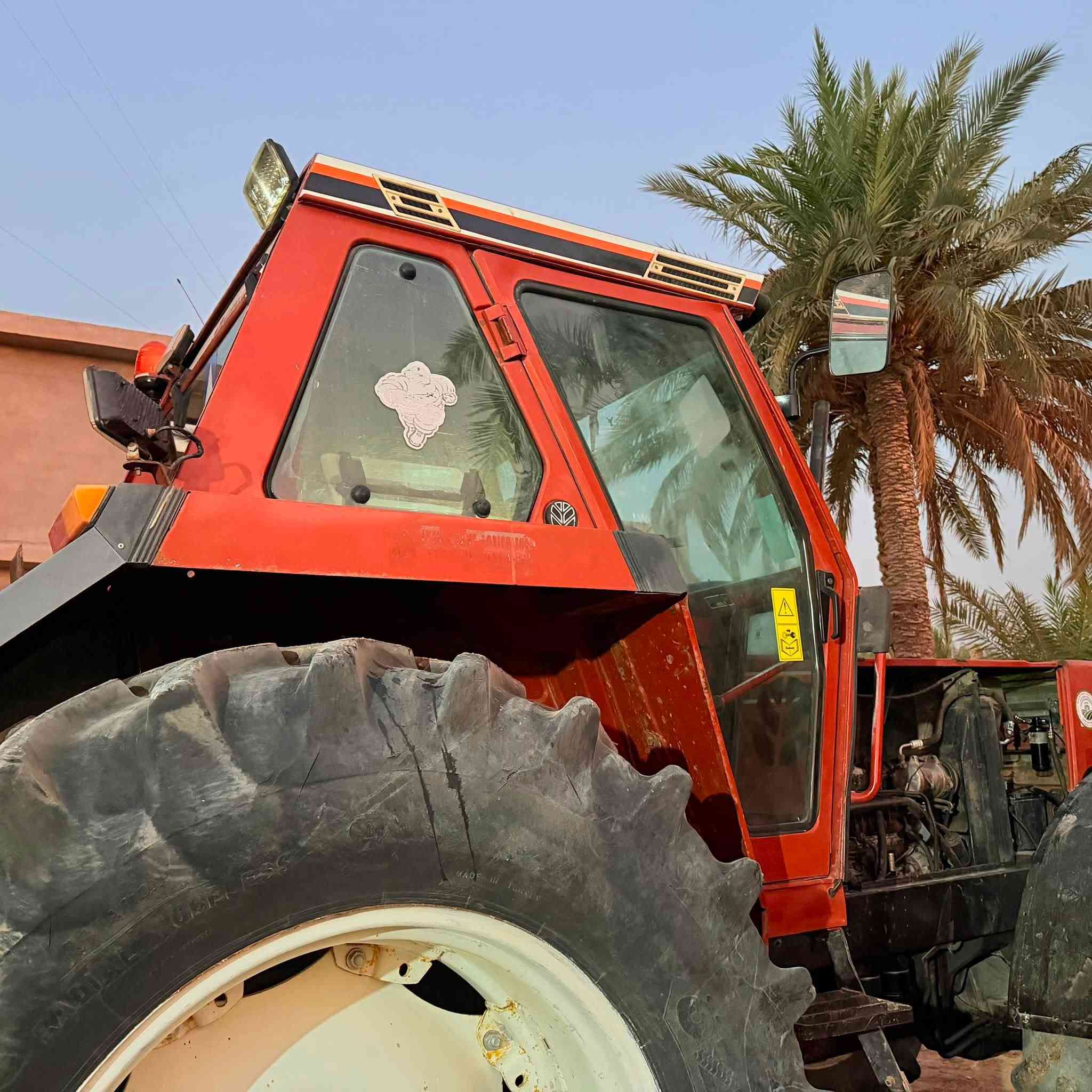 السلام عليكم
للبيع فيات حجم 115,90 رقم واسط مكينه مكفوله من التنقيص والتبخير وجاهزه للعمل العنوان واسط الزبيديه 

للاستفسار على الرقم 

***********

***********
