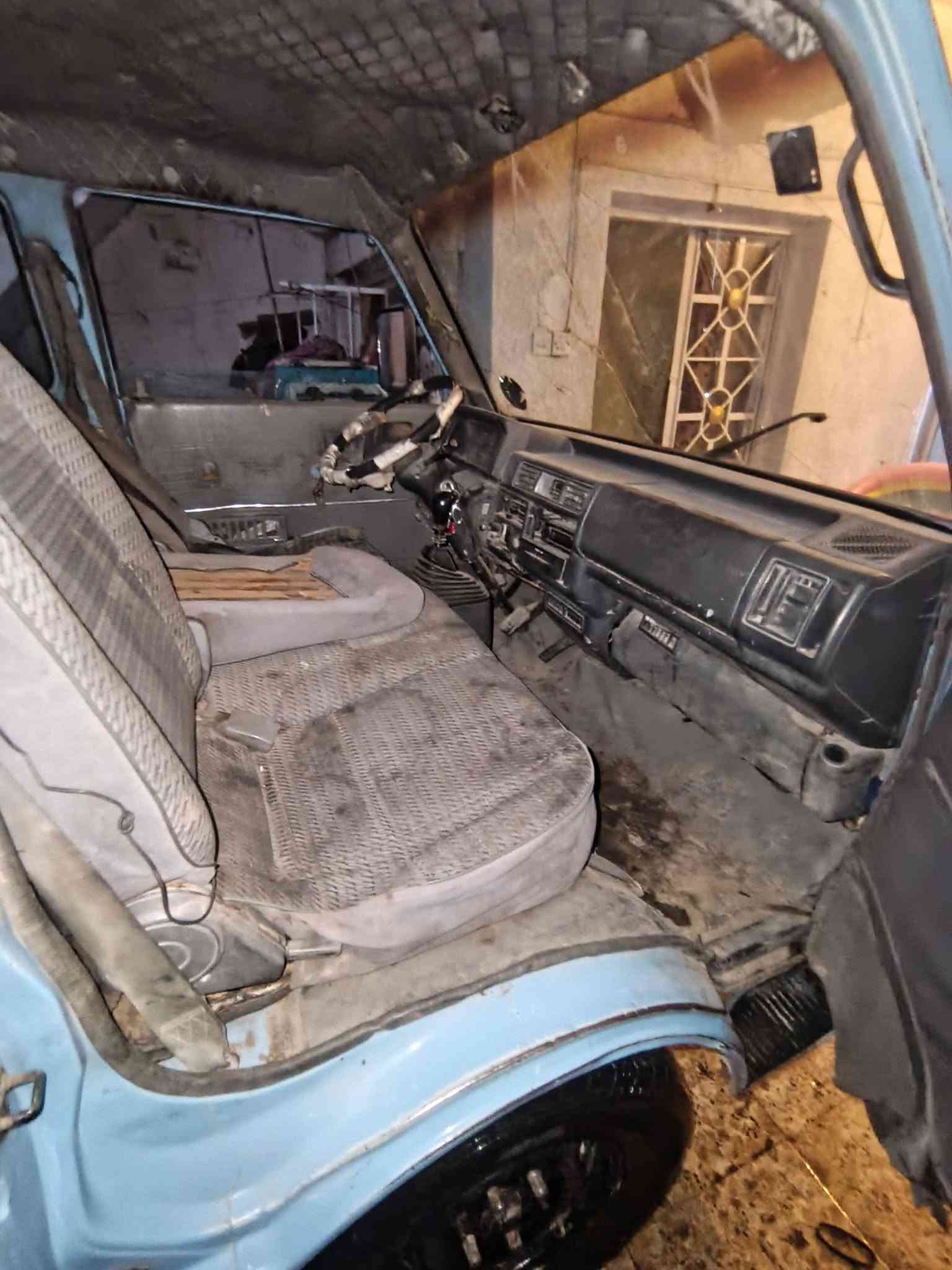 سلام عليكم سياره كيا حمل بنكو موديل 1996 بلاديه مكفوله من صبغ من دعامه الدعامه عيبه الوحيد رقم اصفر :السنويه ساقطه.؛:السعر 55بيها مجال العنوان بغداد الشعب . الاستفسار ***********
